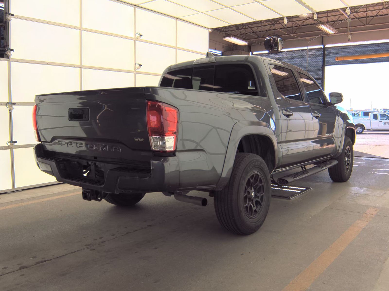 2022 Toyota Tacoma SR5 RWD