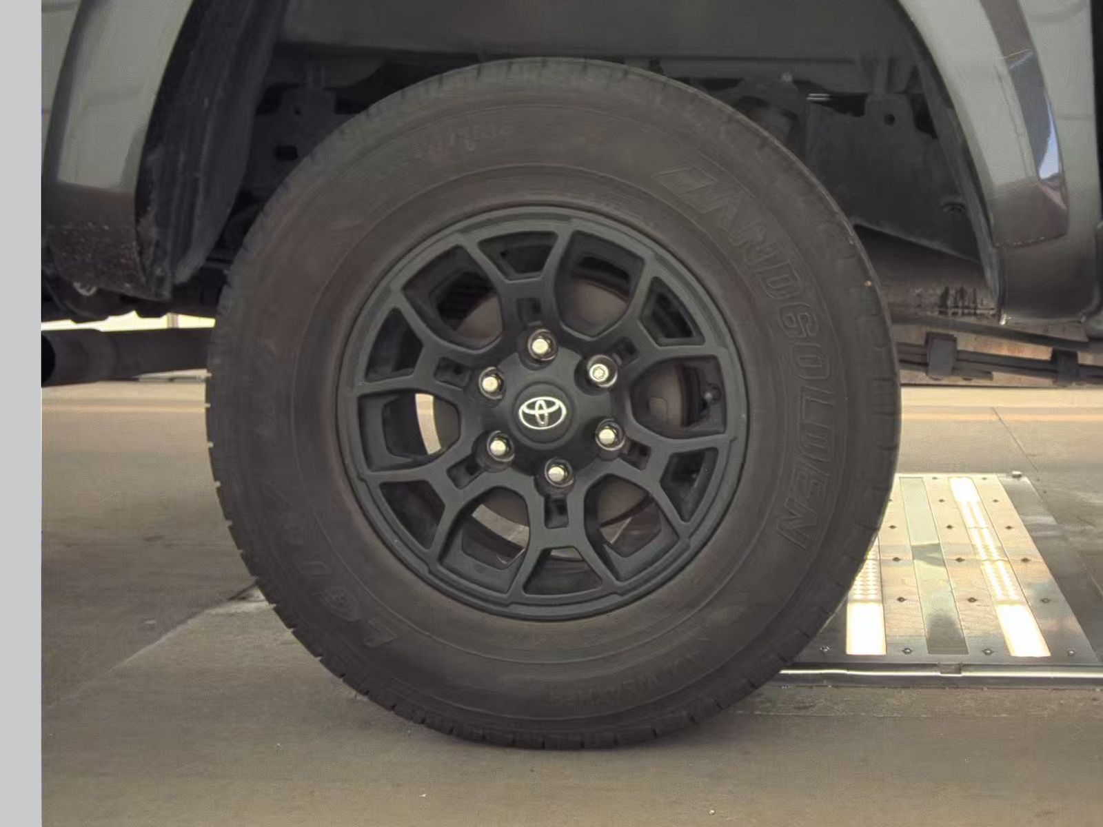 2022 Toyota Tacoma SR5 RWD