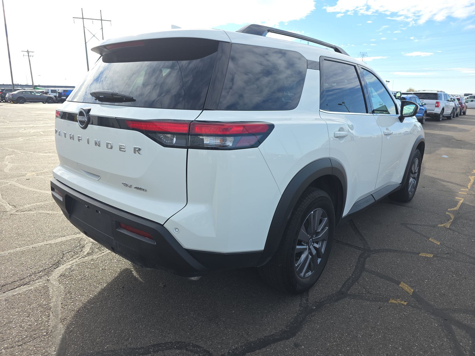 2024 Nissan Pathfinder SV AWD