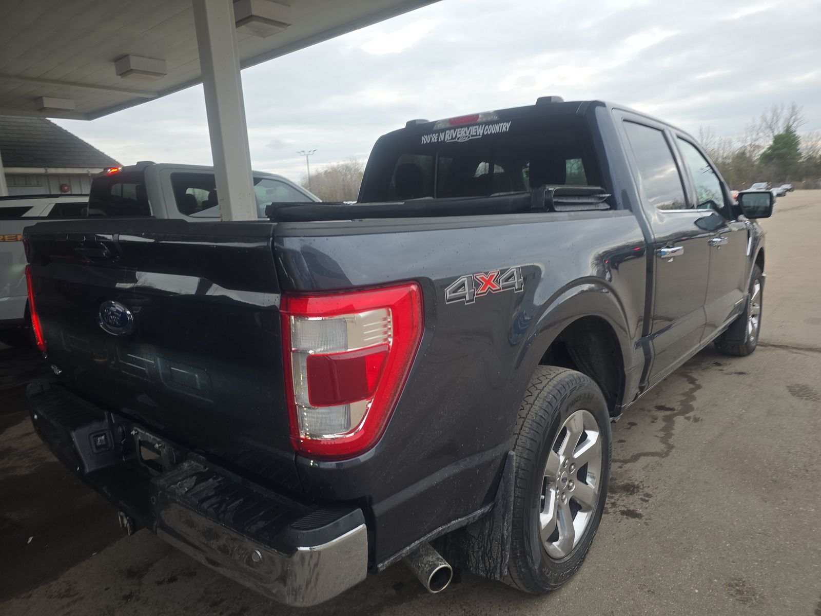 2022 Ford F-150 Hybrid Lariat AWD