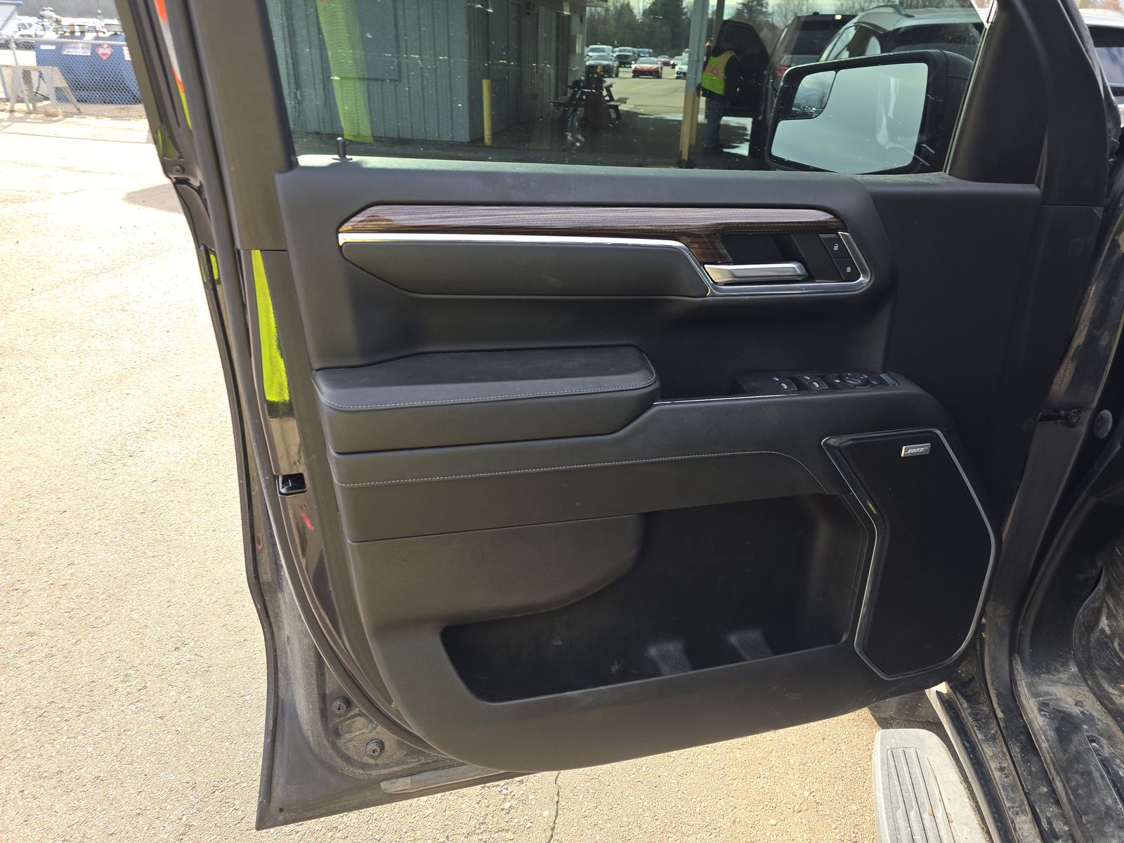 2024 Chevrolet Silverado 1500 RST AWD