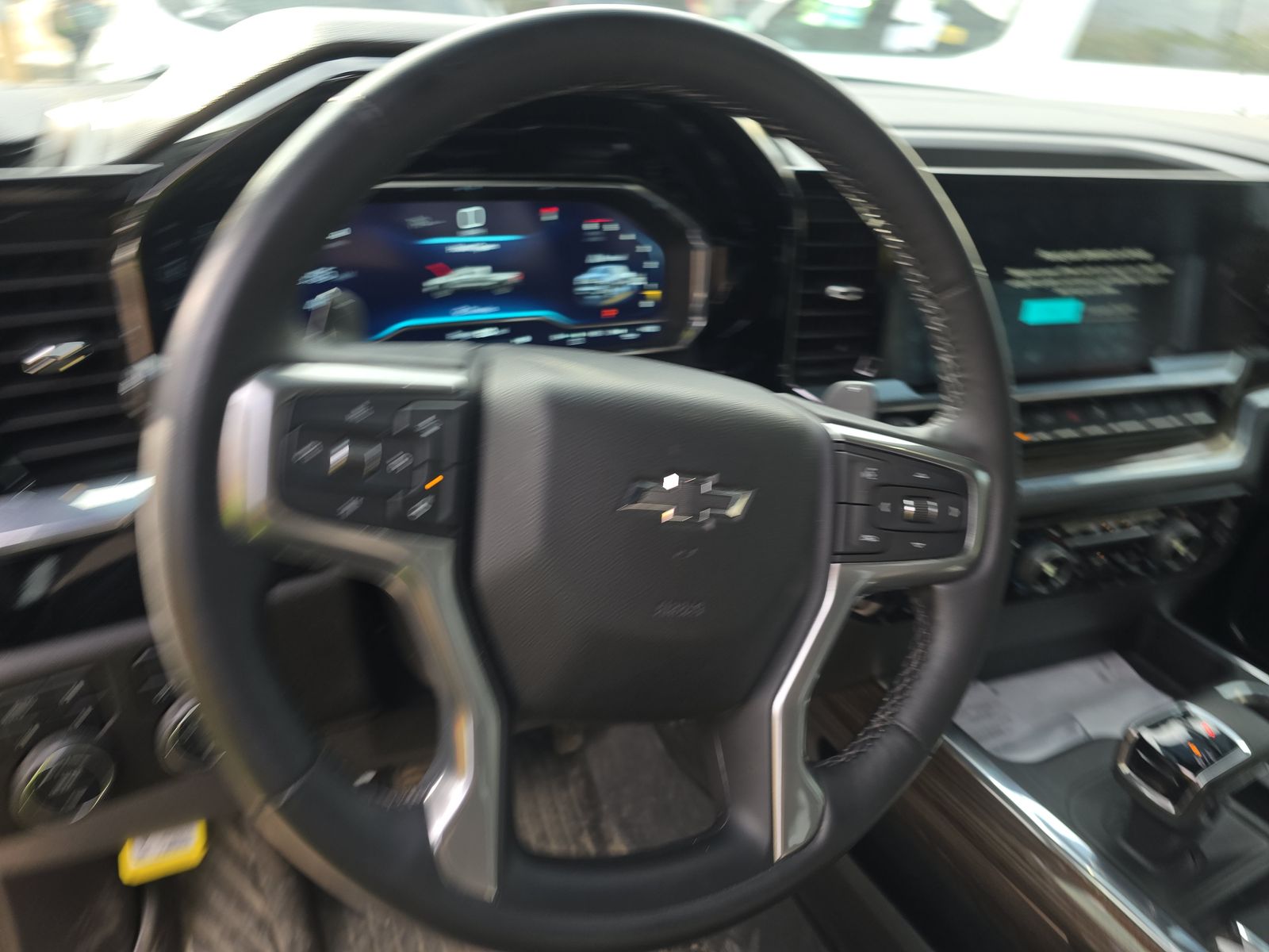 2024 Chevrolet Silverado 1500 RST AWD