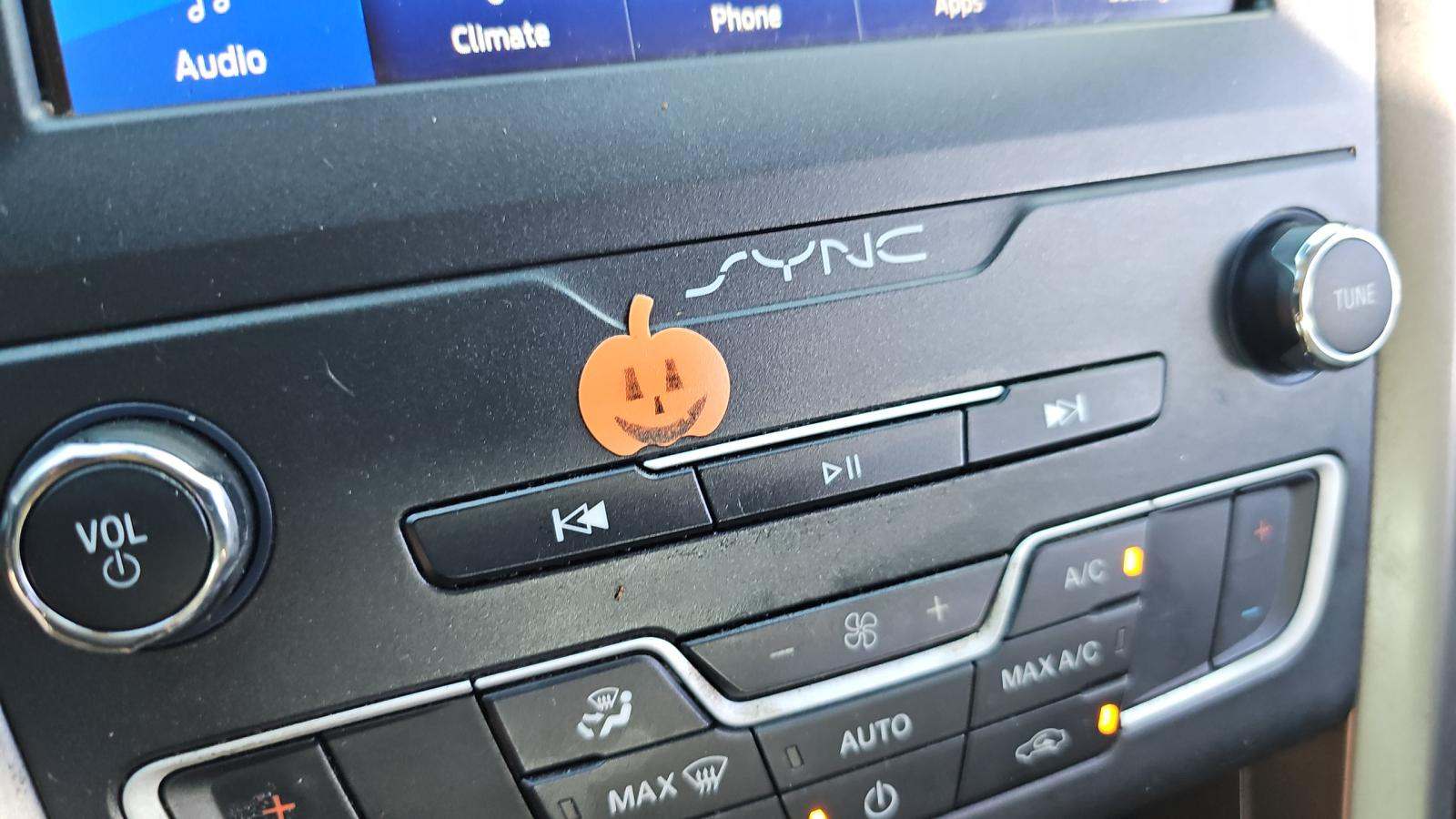 2020 Ford Fusion SE FWD