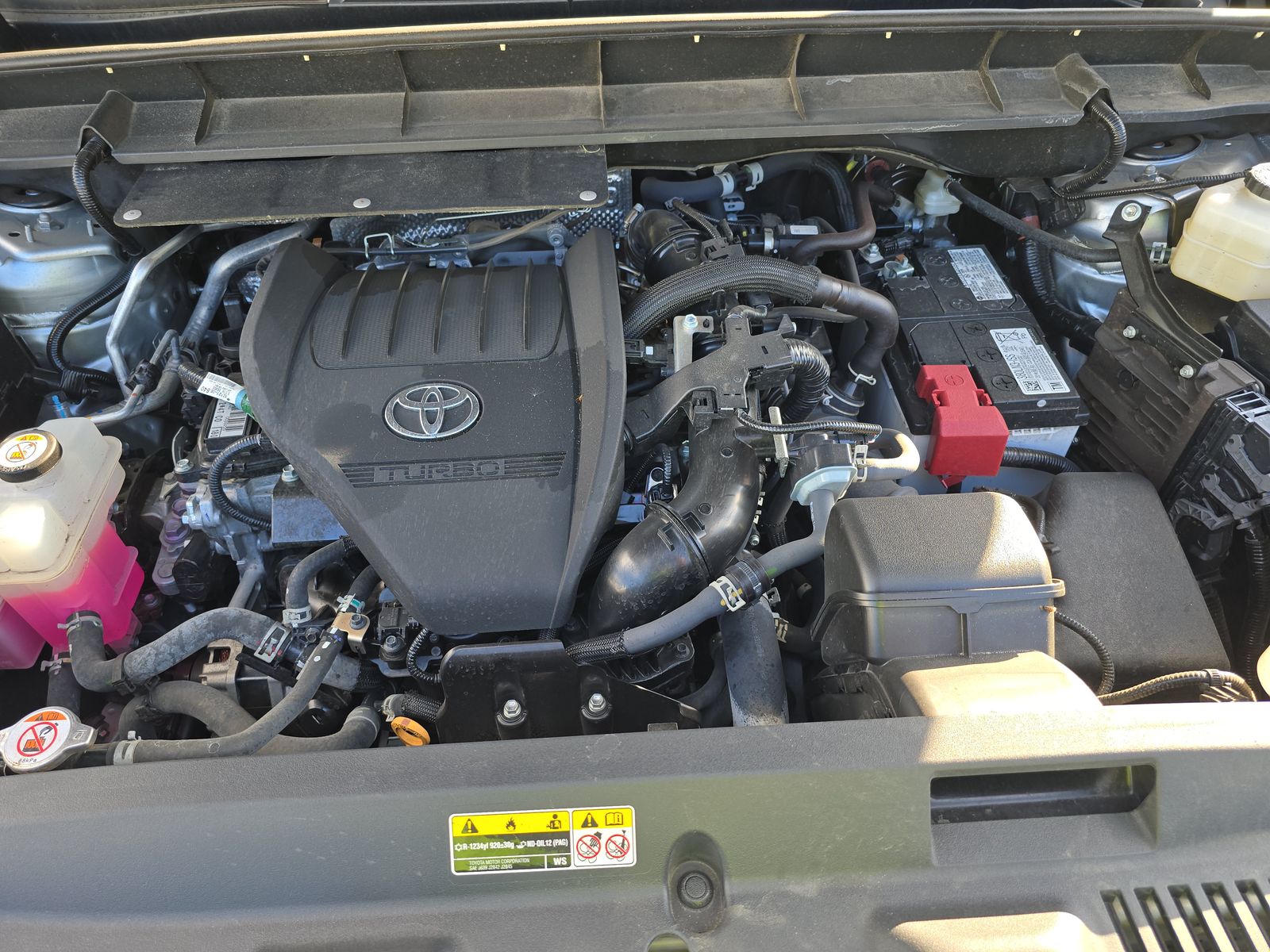 2024 Toyota Highlander LE AWD