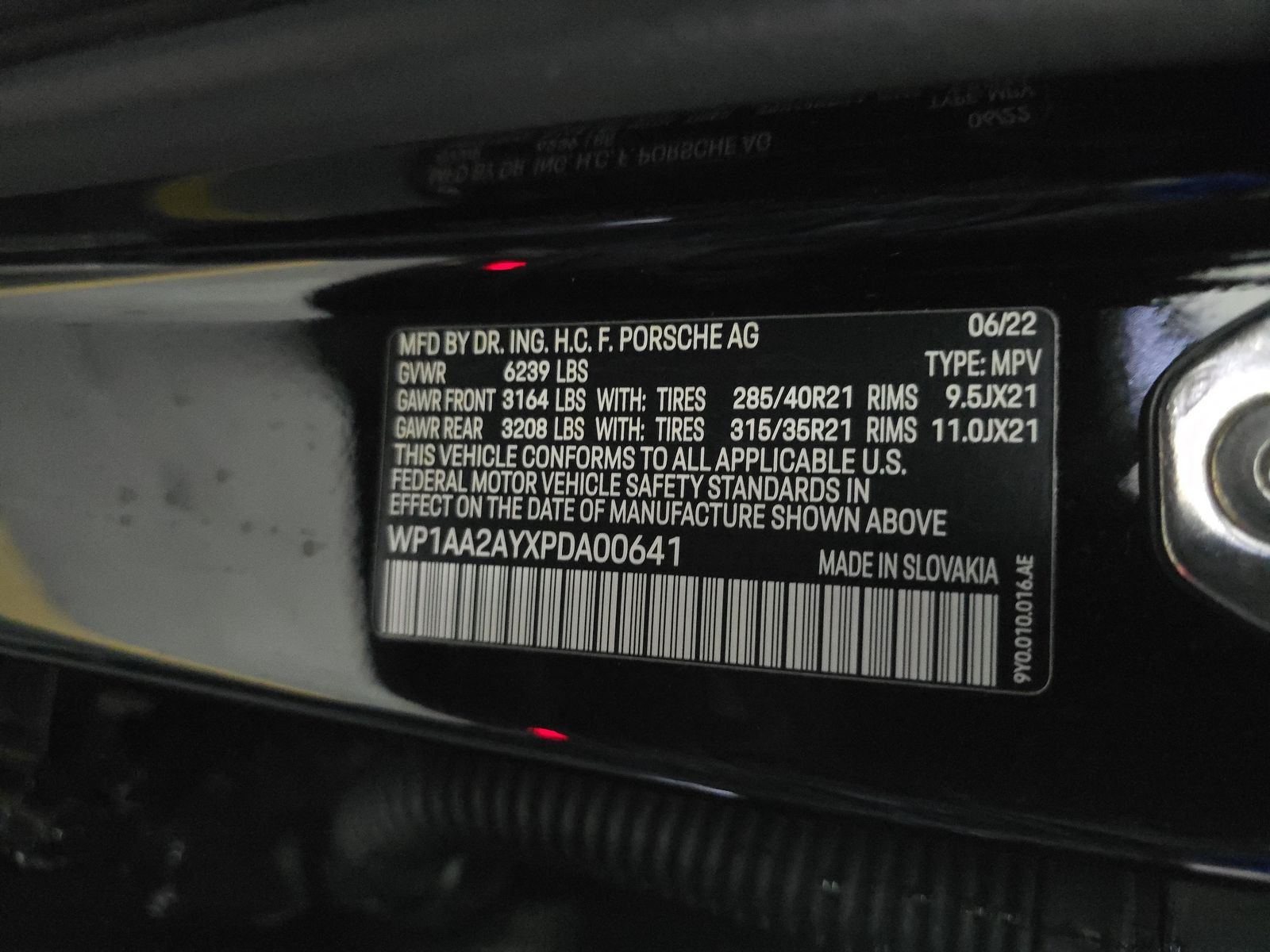 2023 Porsche Cayenne Platinum Edition AWD