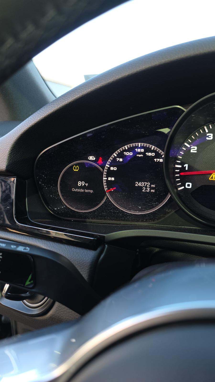 2023 Porsche Cayenne Platinum Edition AWD