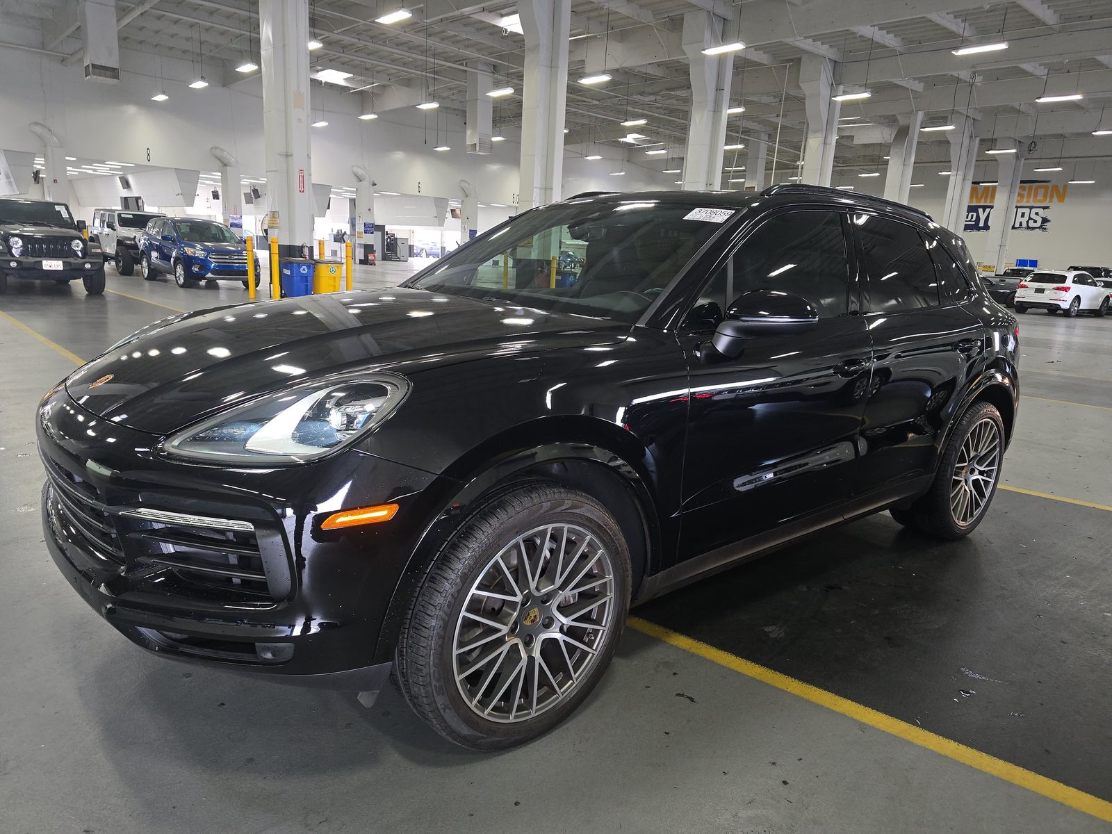 2023 Porsche Cayenne Platinum Edition AWD