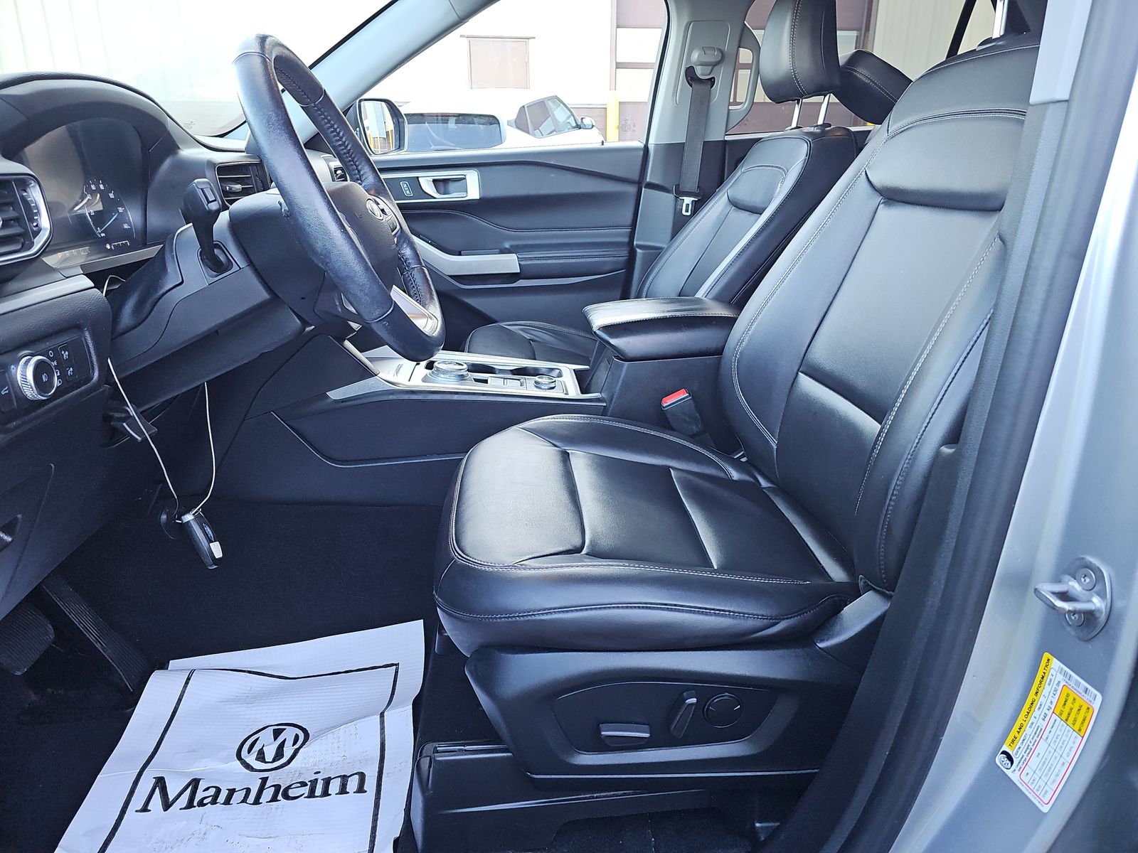 2022 Ford Explorer XLT AWD