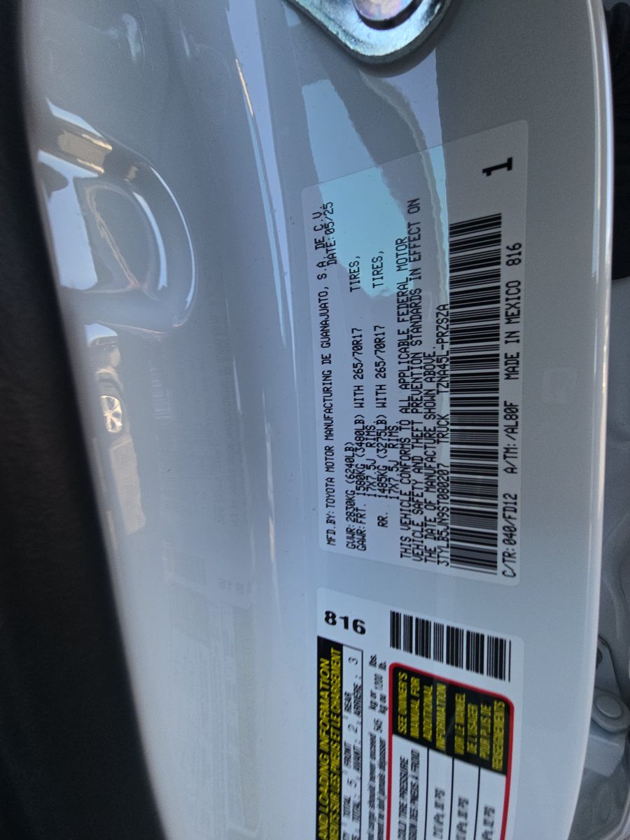 2025 Toyota Tacoma TRD Off-Road AWD