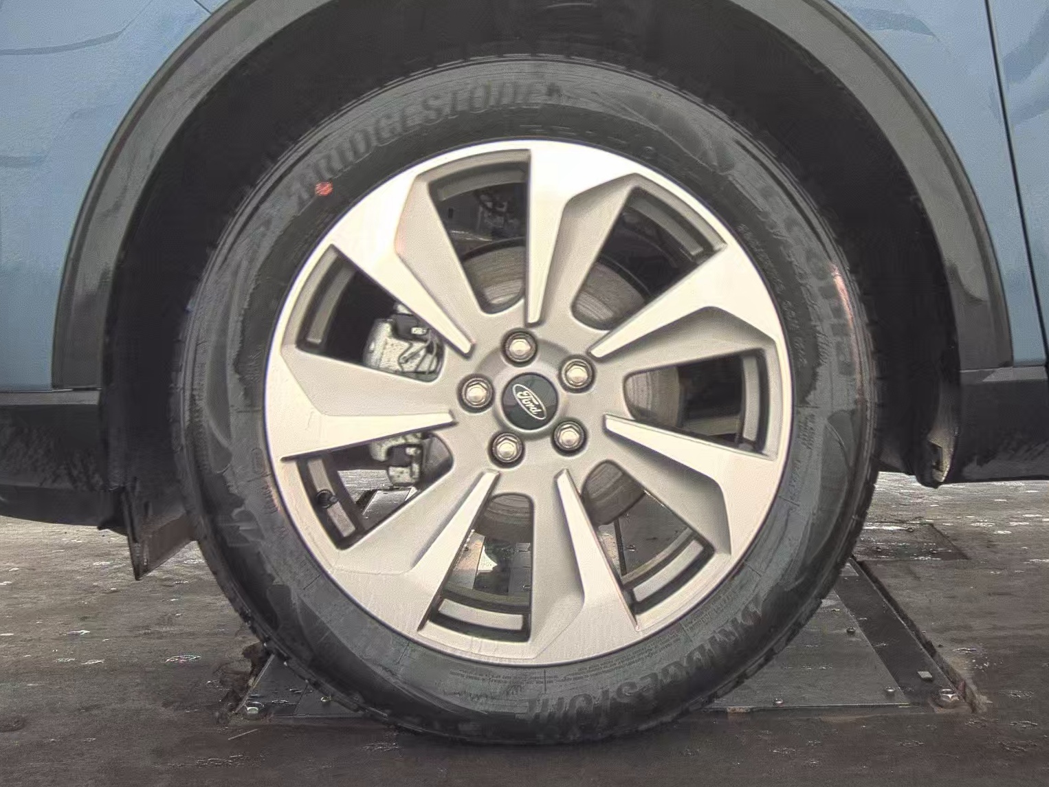 2025 Ford Escape Hybrid Platinum AWD