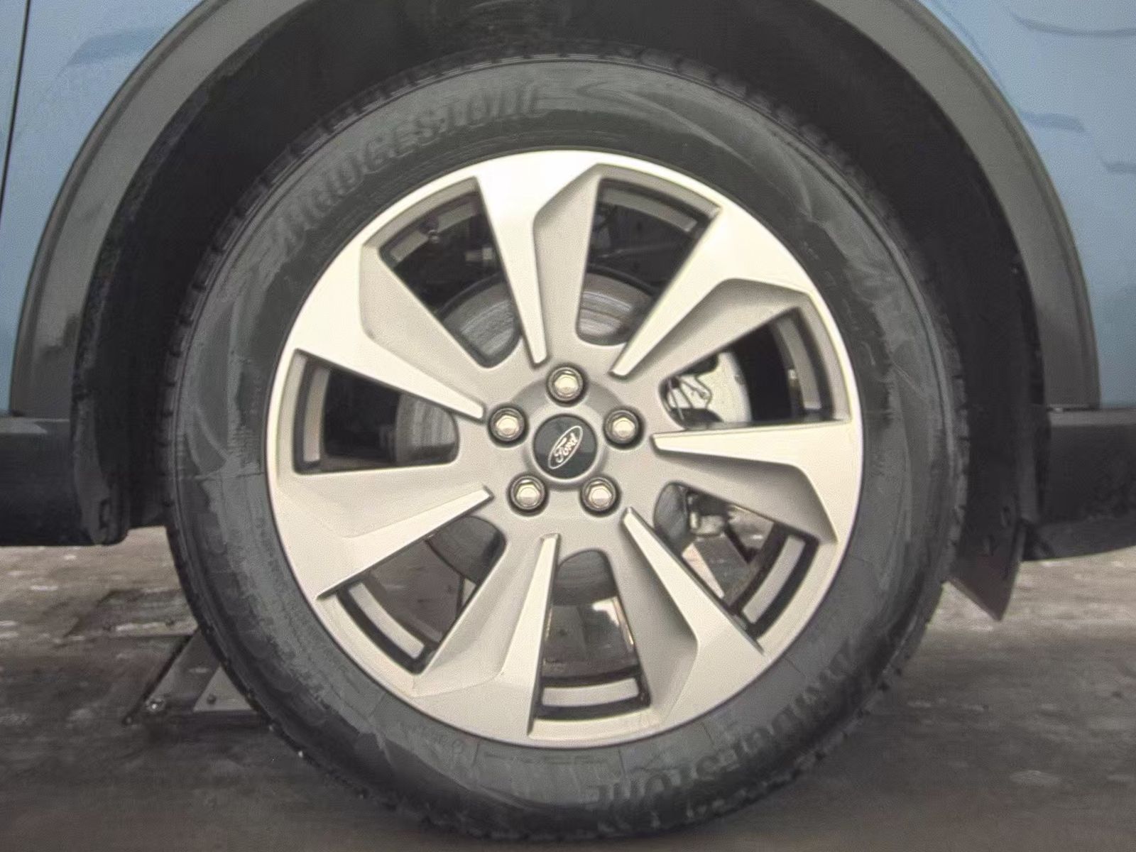 2025 Ford Escape Hybrid Platinum AWD