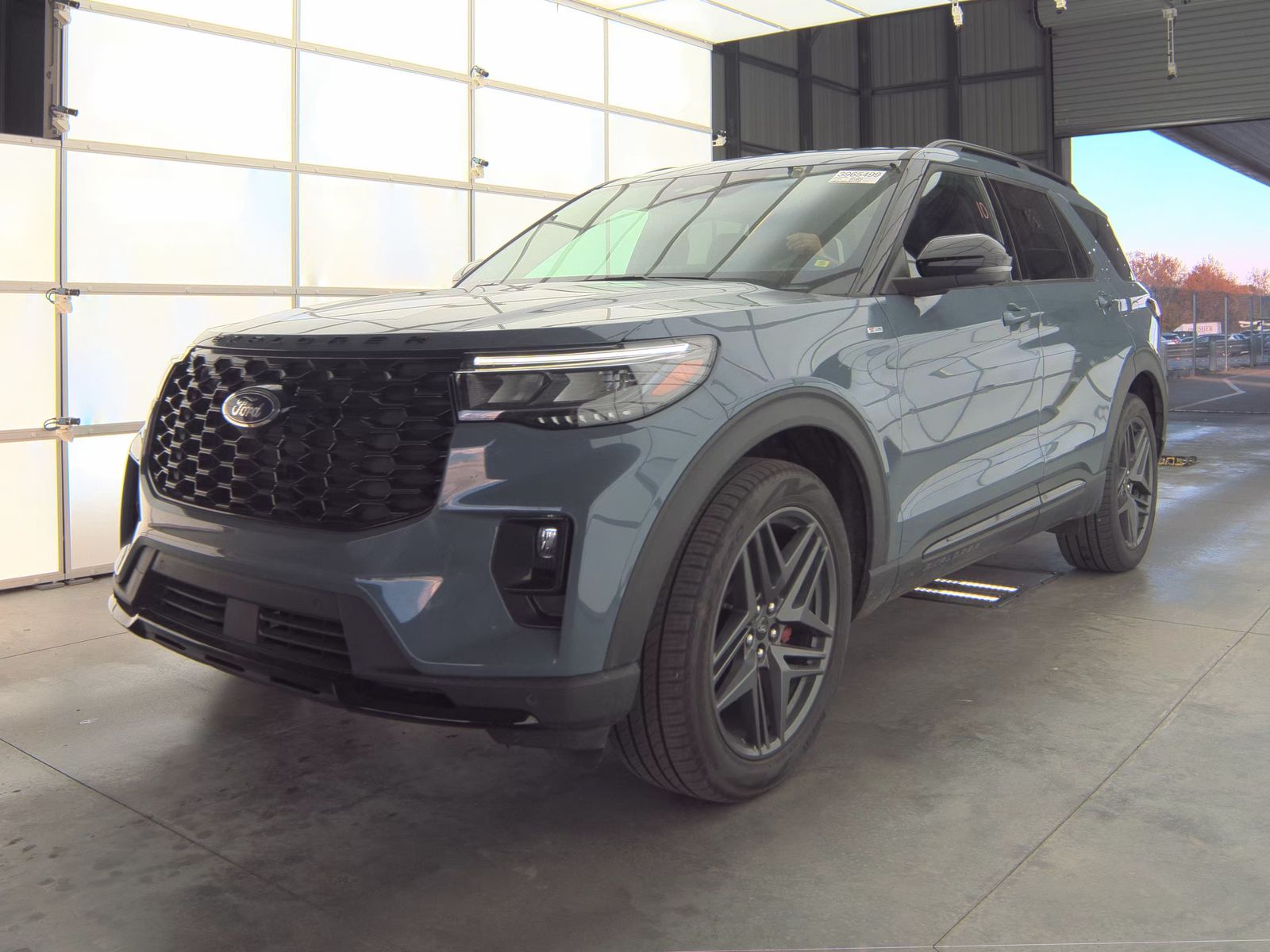 2025 Ford Explorer ST-Line AWD