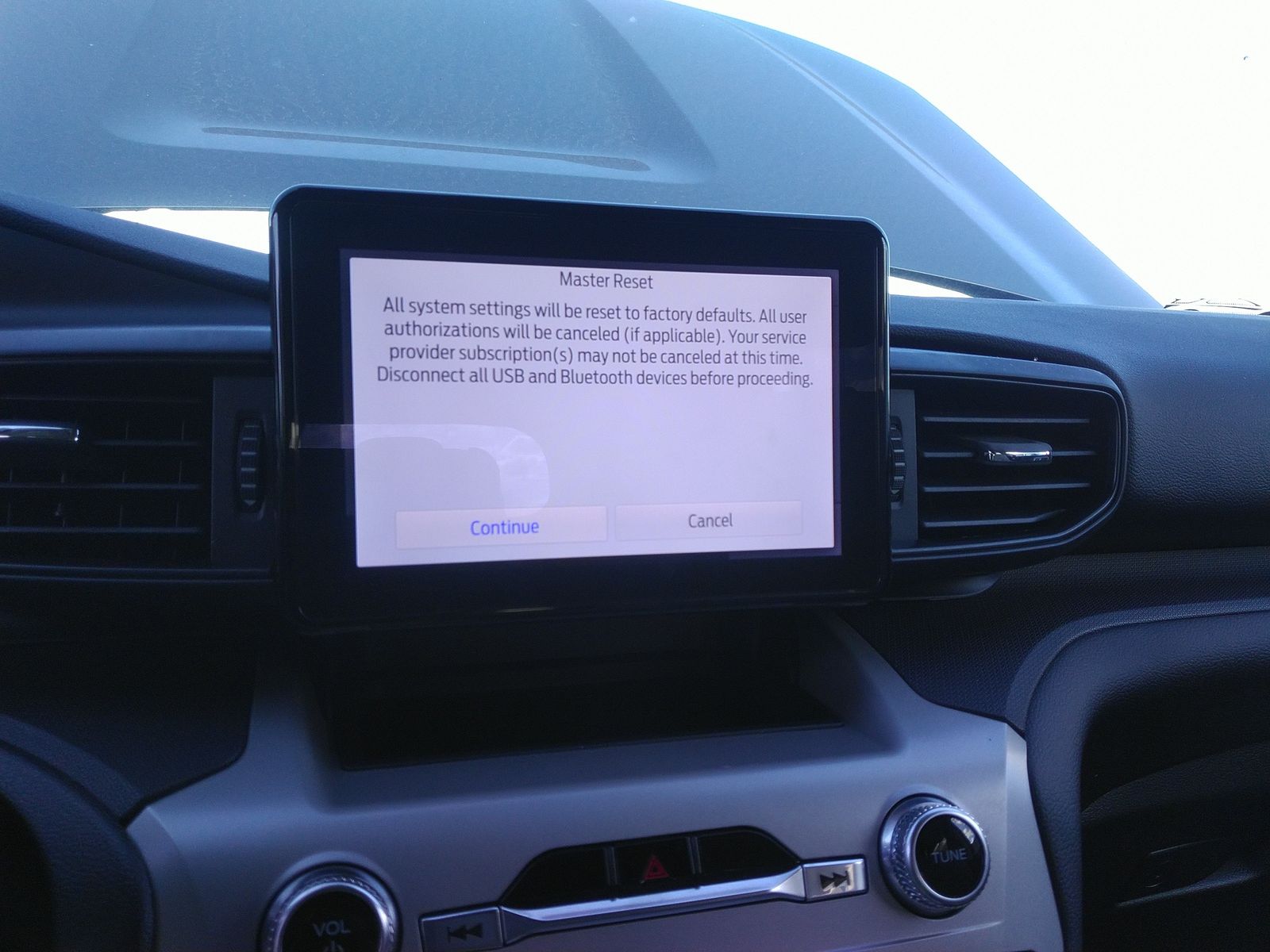 2023 Ford Explorer Base RWD