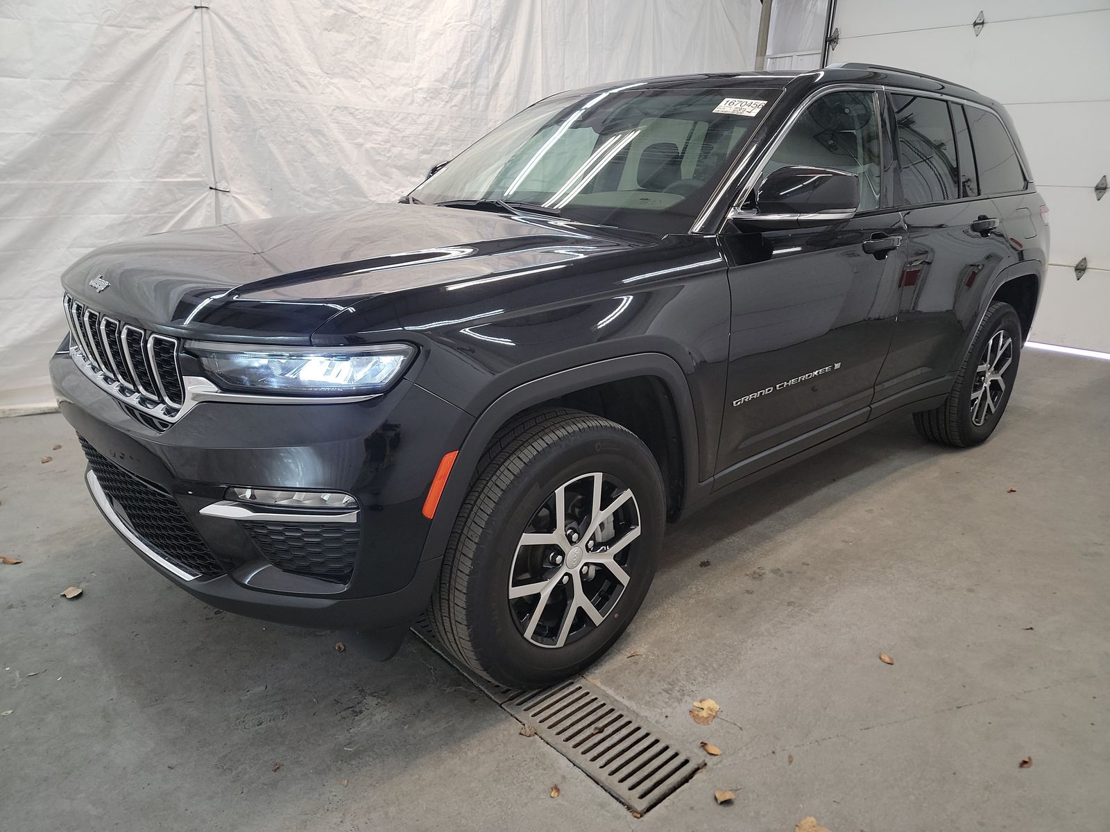 2023 Jeep Grand Cherokee Limited AWD