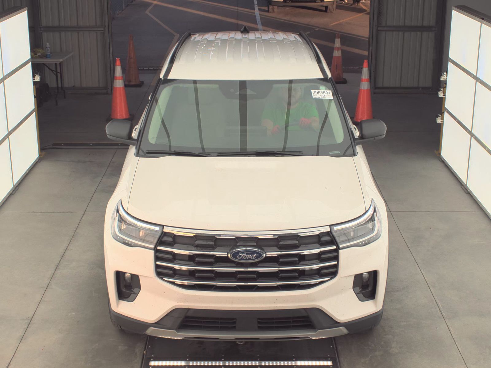 2025 Ford Explorer Active AWD