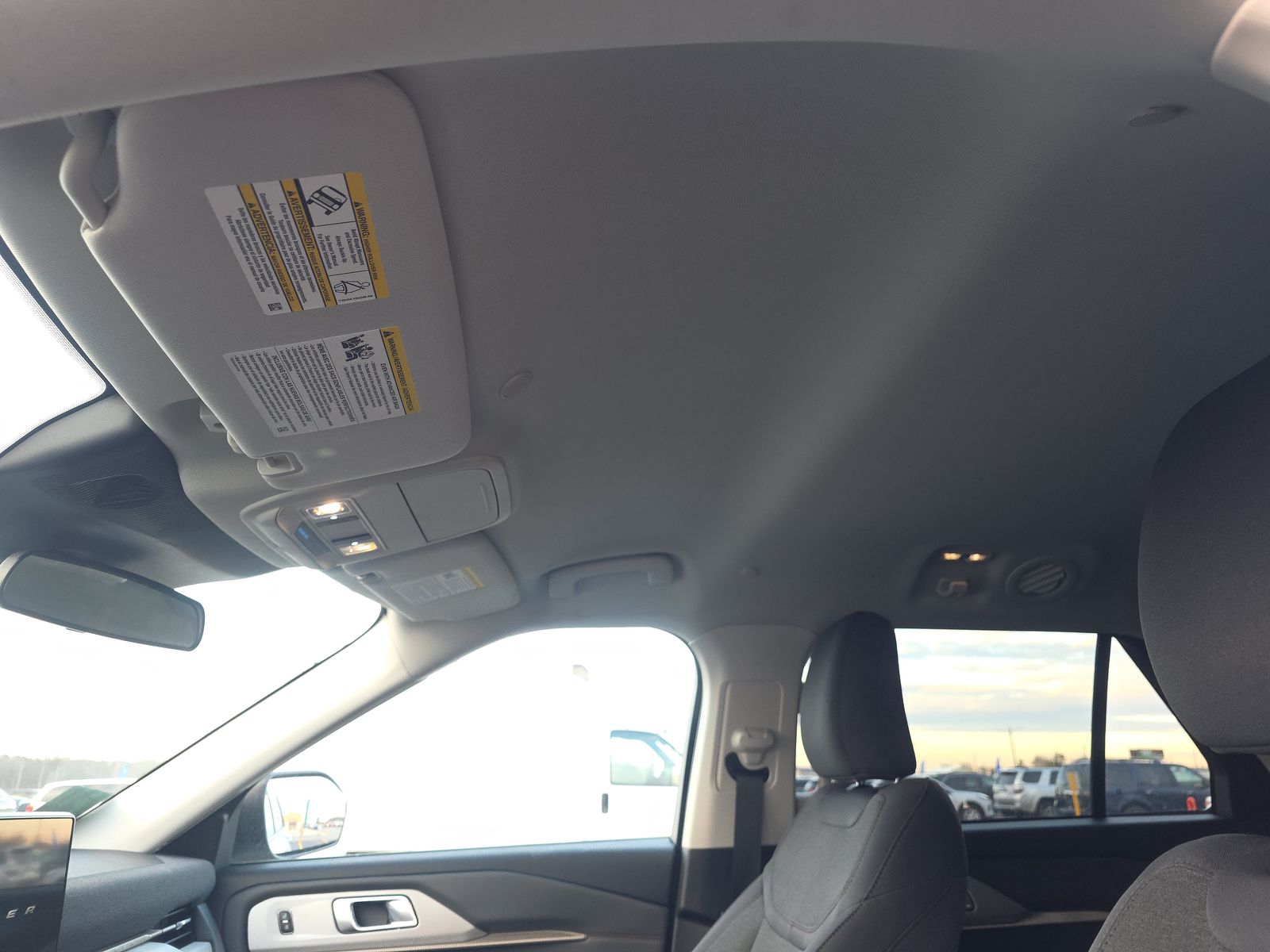 2025 Ford Explorer Active AWD