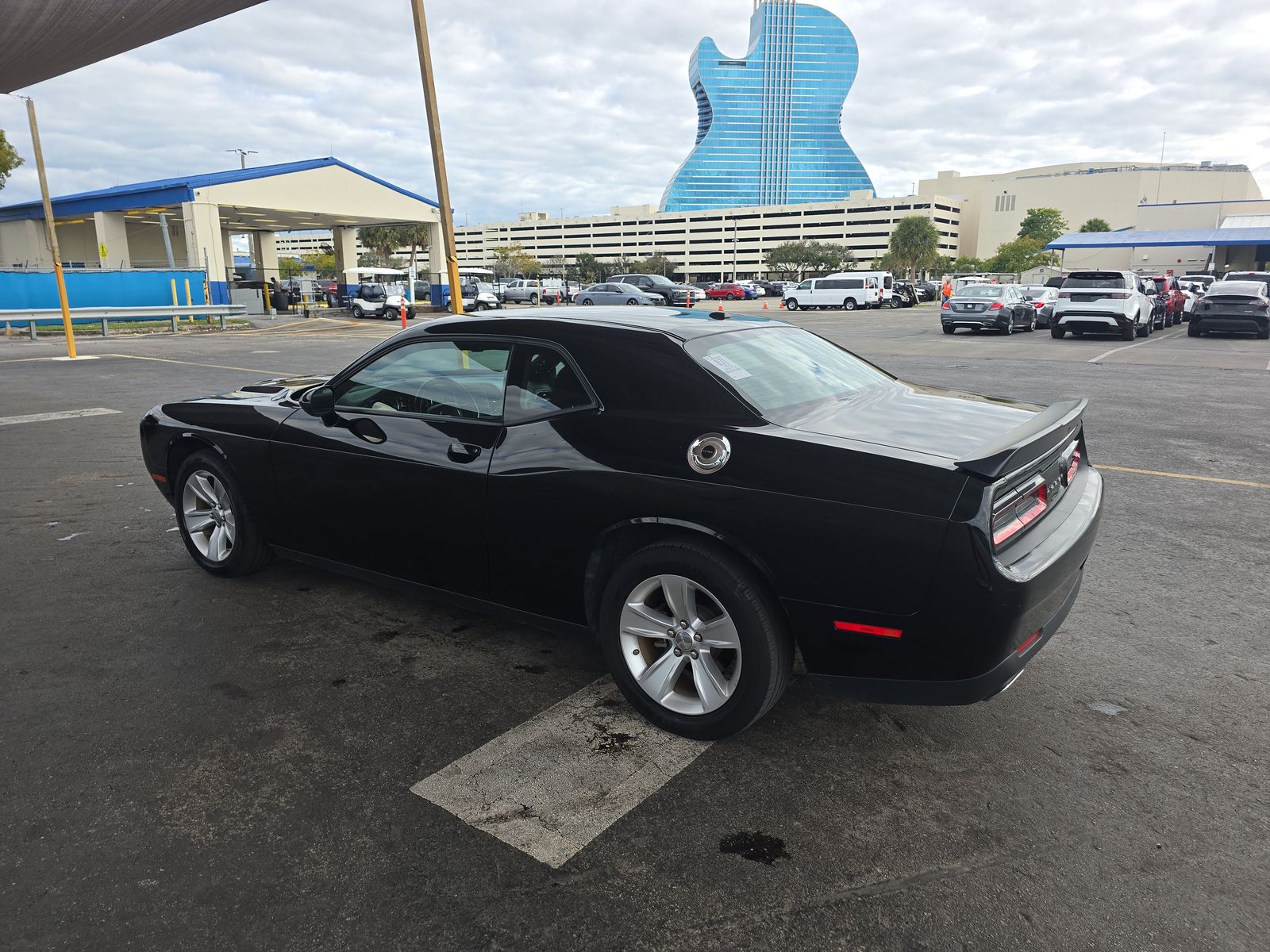 2023 Dodge Challenger SXT RWD