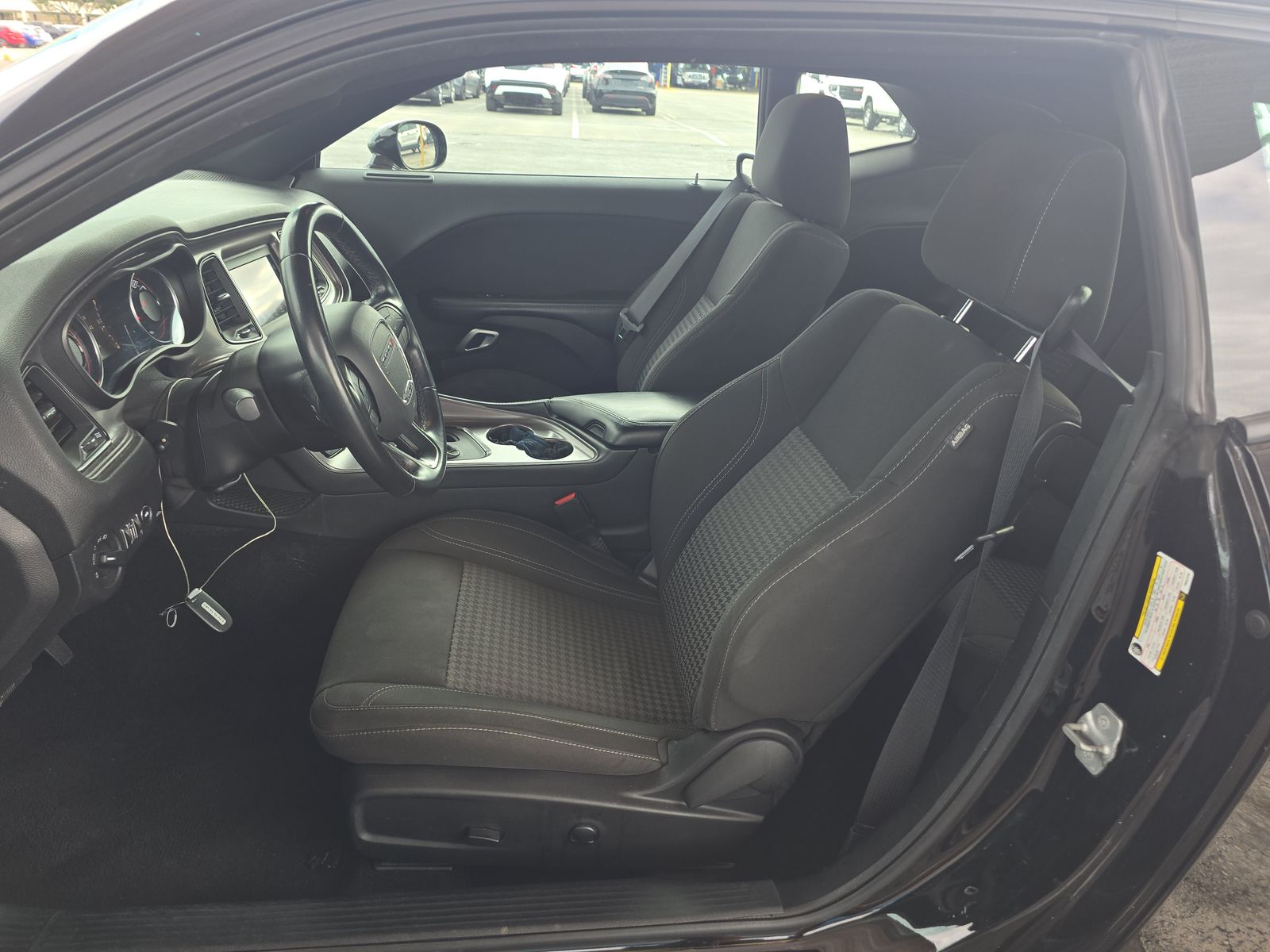 2023 Dodge Challenger SXT RWD