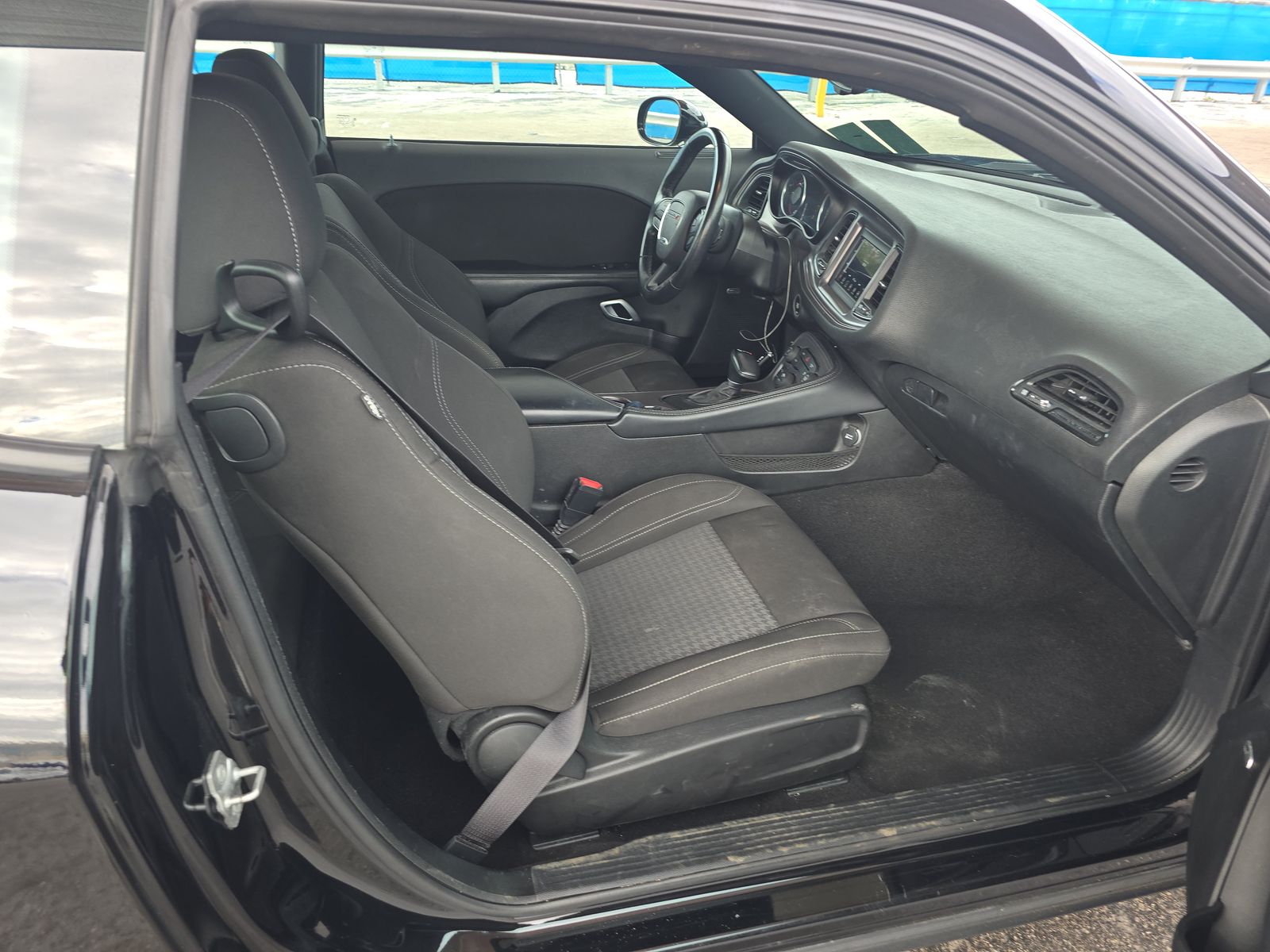 2023 Dodge Challenger SXT RWD