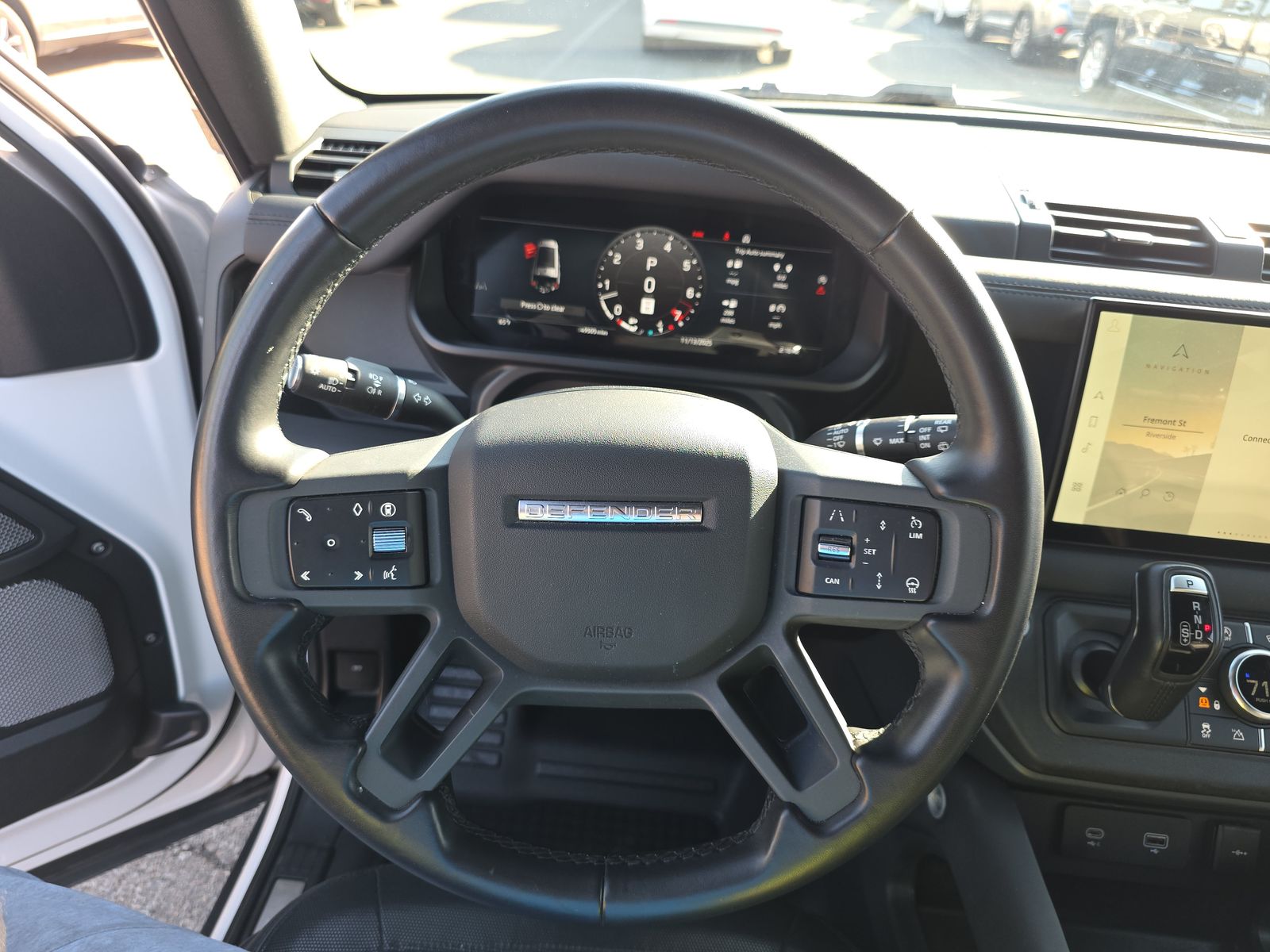 2024 Land Rover Defender 130 X-Dynamic SE AWD