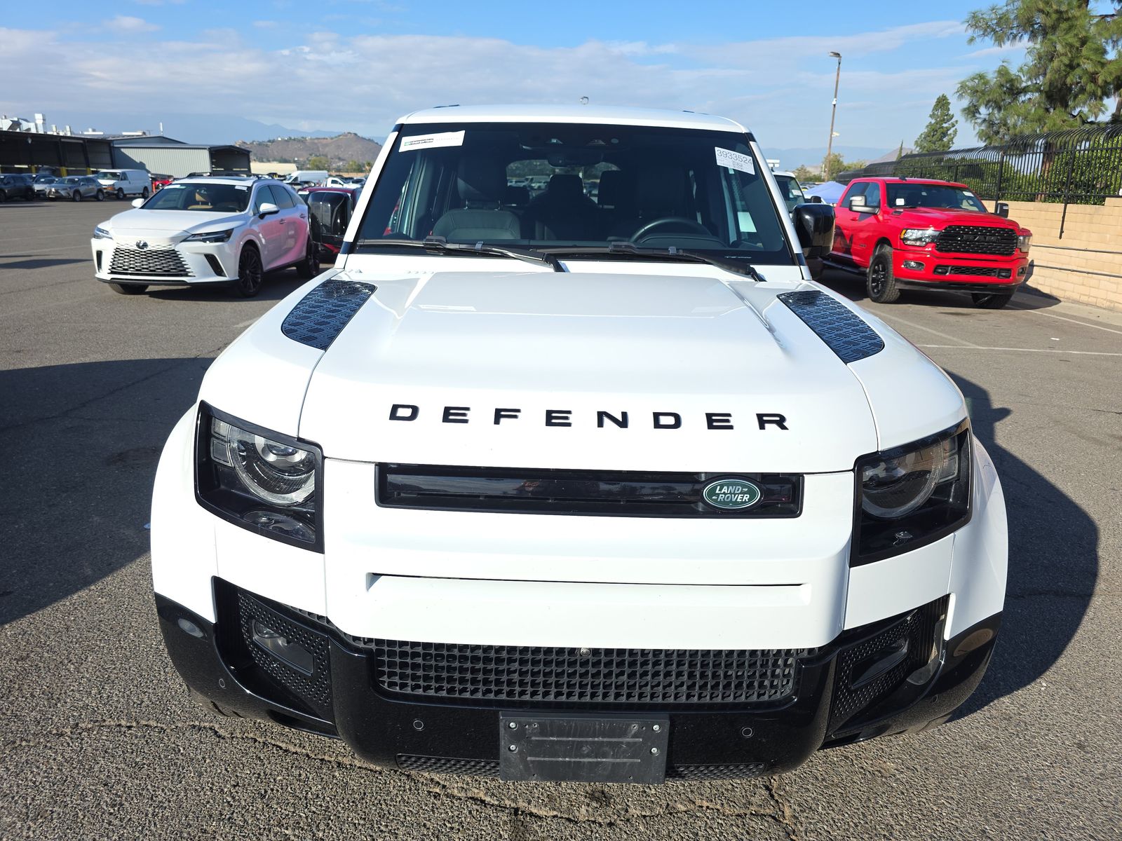 2024 Land Rover Defender 130 X-Dynamic SE AWD
