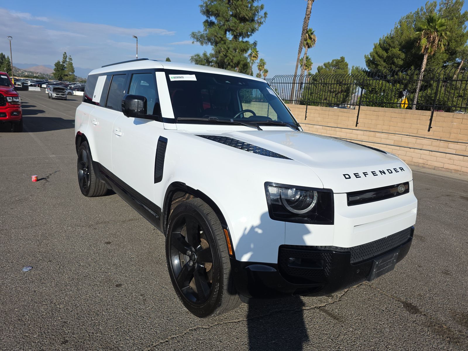 2024 Land Rover Defender 130 X-Dynamic SE AWD