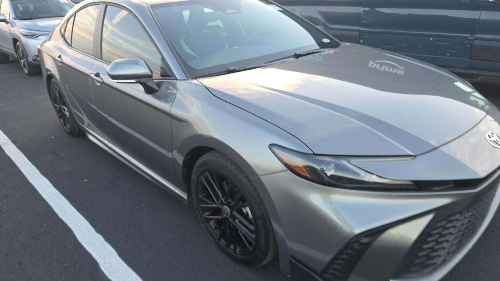 2025 Toyota Camry SE FWD