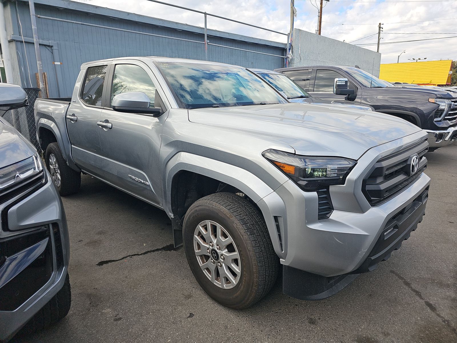 2024 Toyota Tacoma SR5 RWD