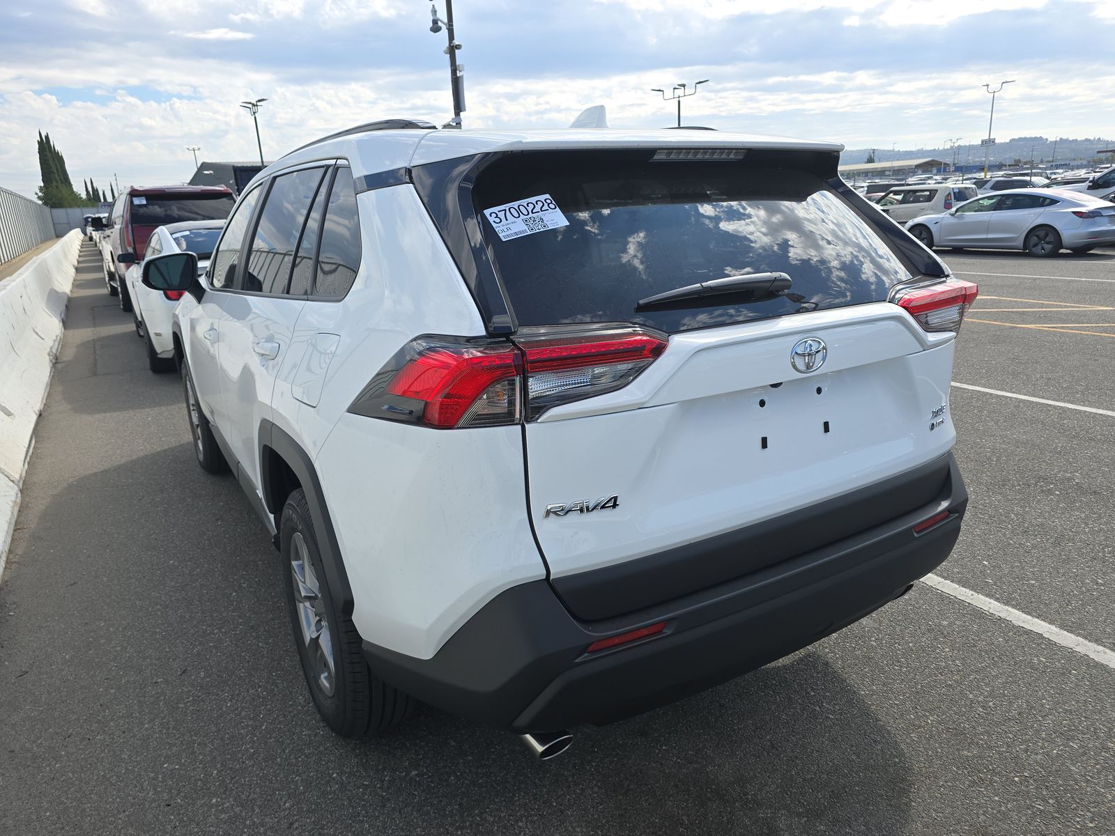2025 Toyota RAV4 Hybrid XLE AWD