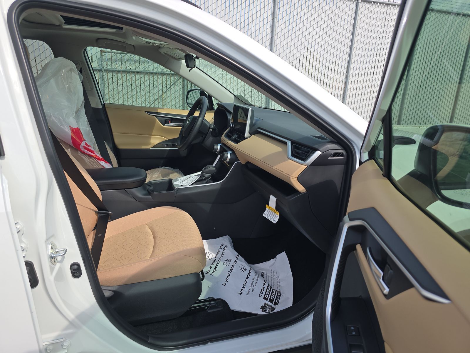 2025 Toyota RAV4 Hybrid XLE AWD