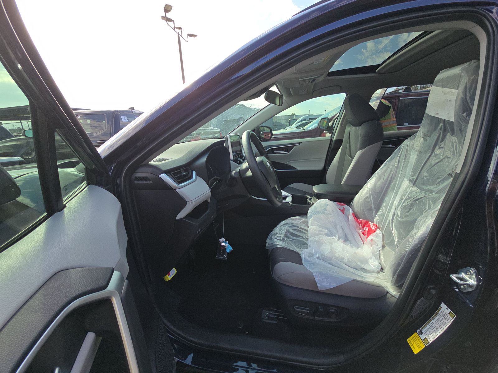 2025 Toyota RAV4 Hybrid XLE AWD