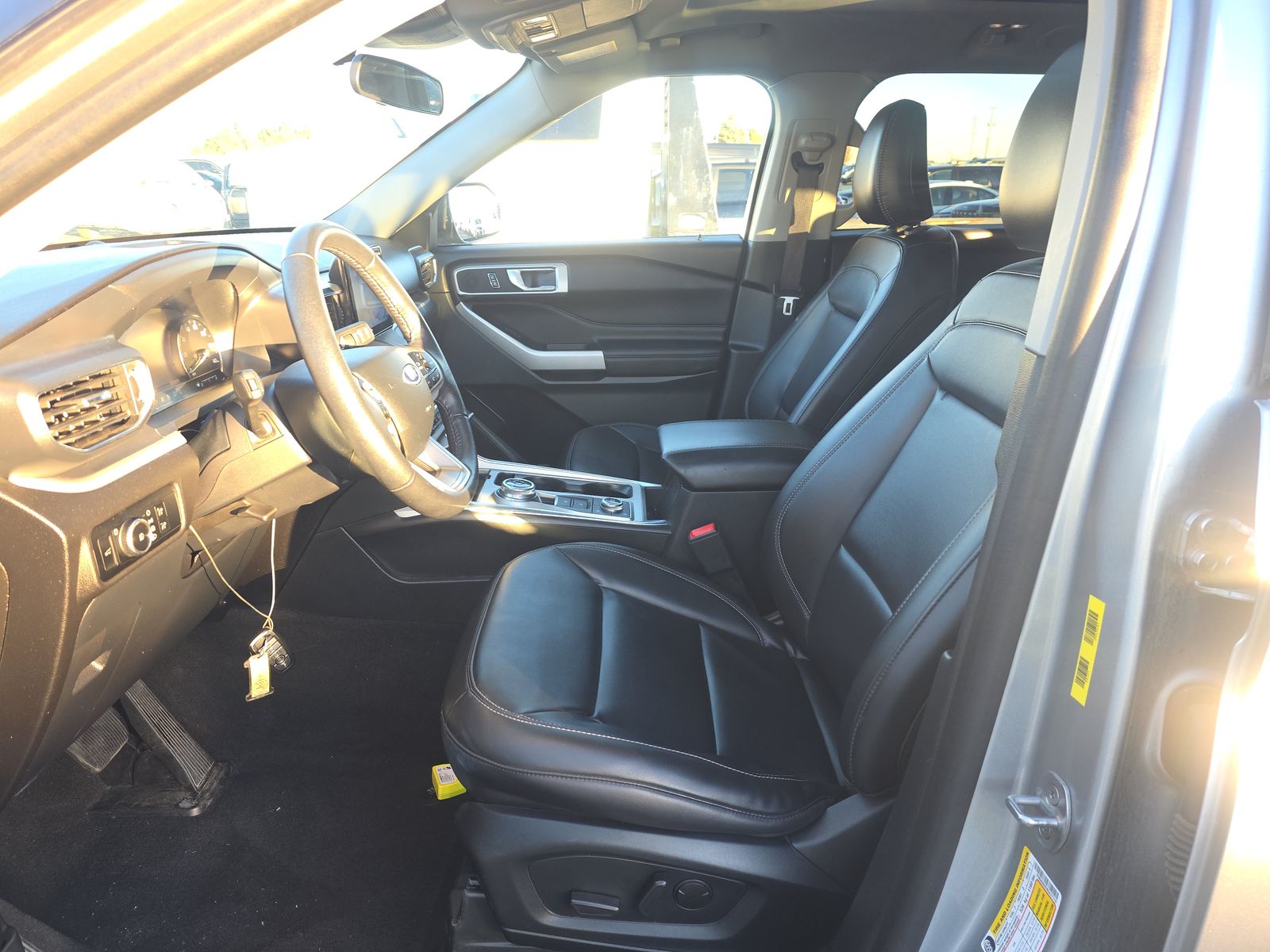 2024 Ford Explorer XLT AWD