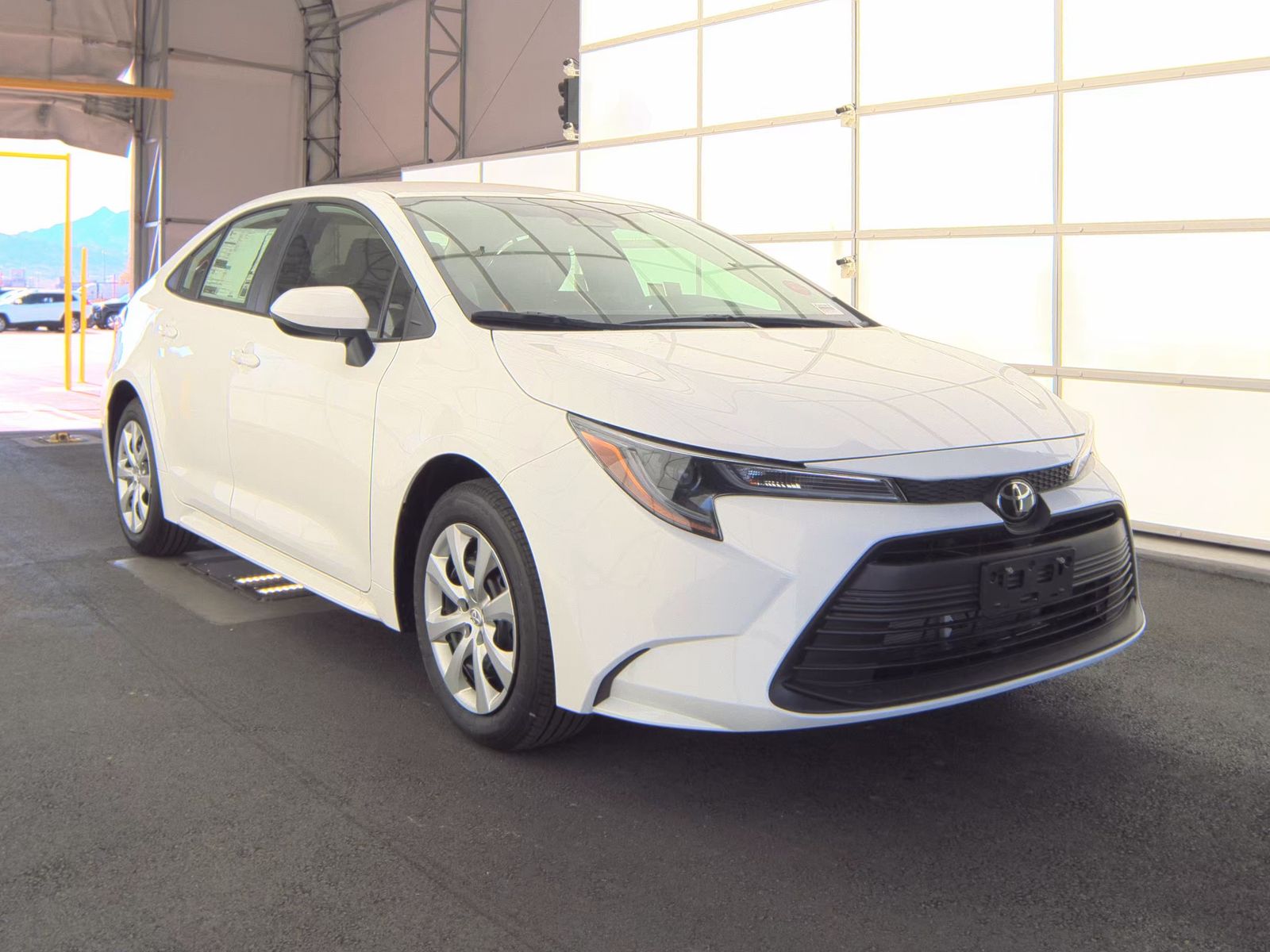 2025 Toyota Corolla LE FWD