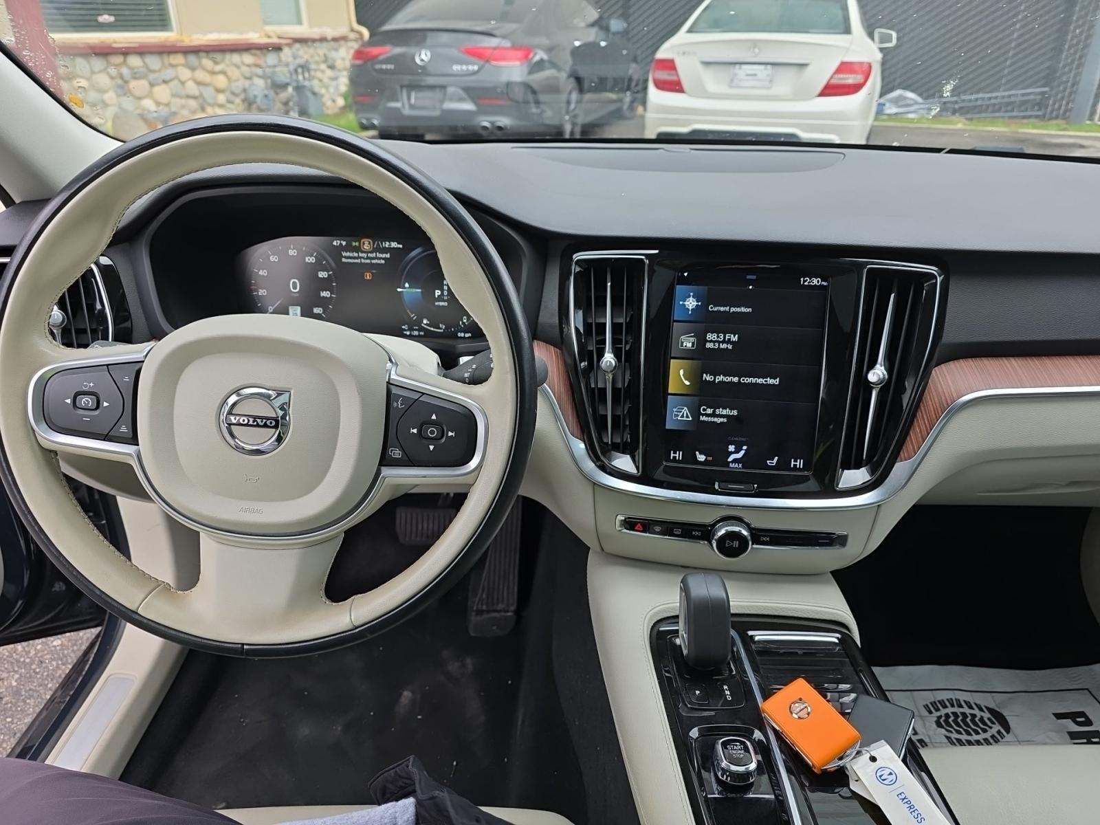 2022 Volvo S60 Recharge T8 Inscription AWD