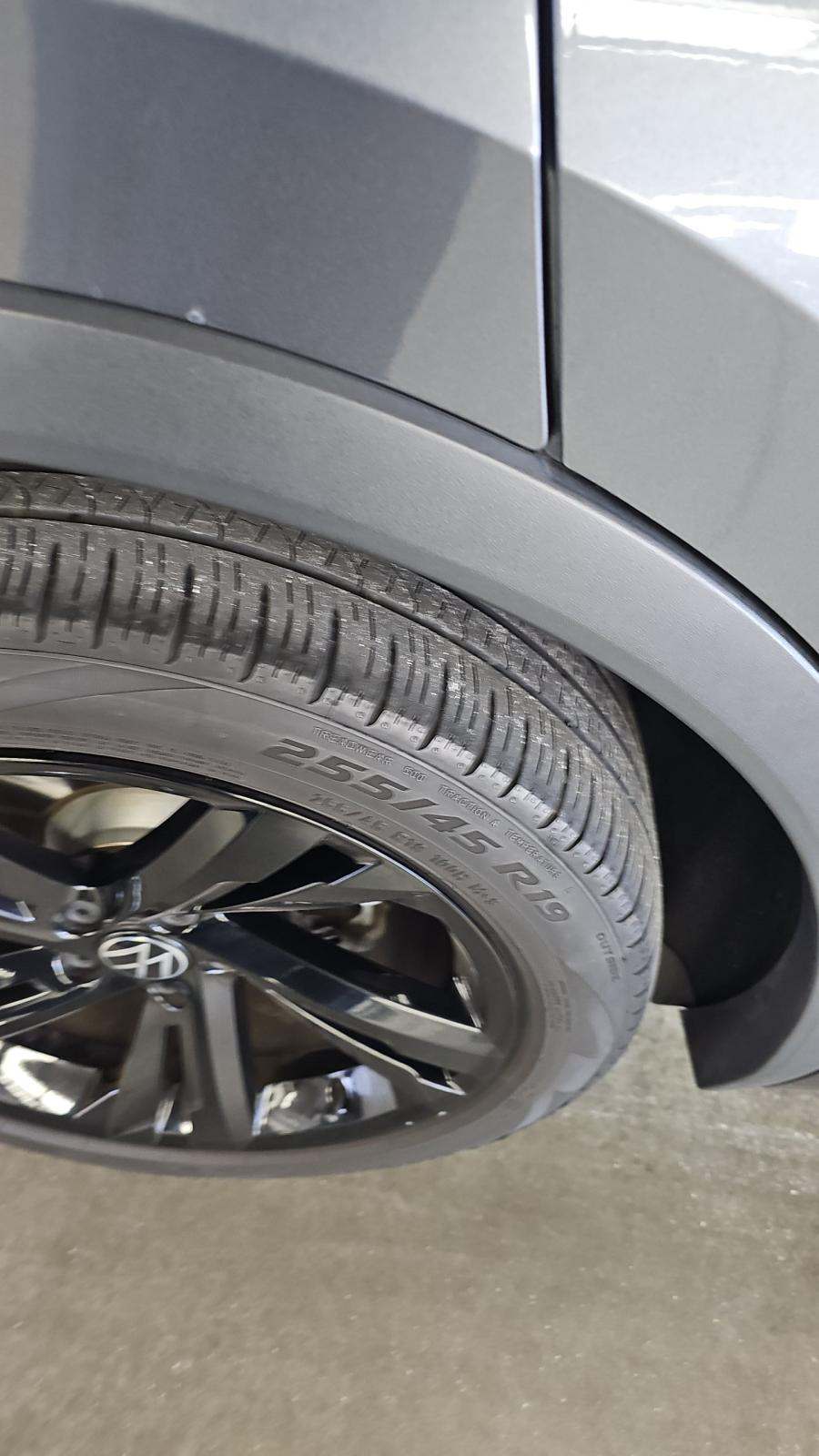 2023 Volkswagen Tiguan 2.0T SE R-Line Black FWD