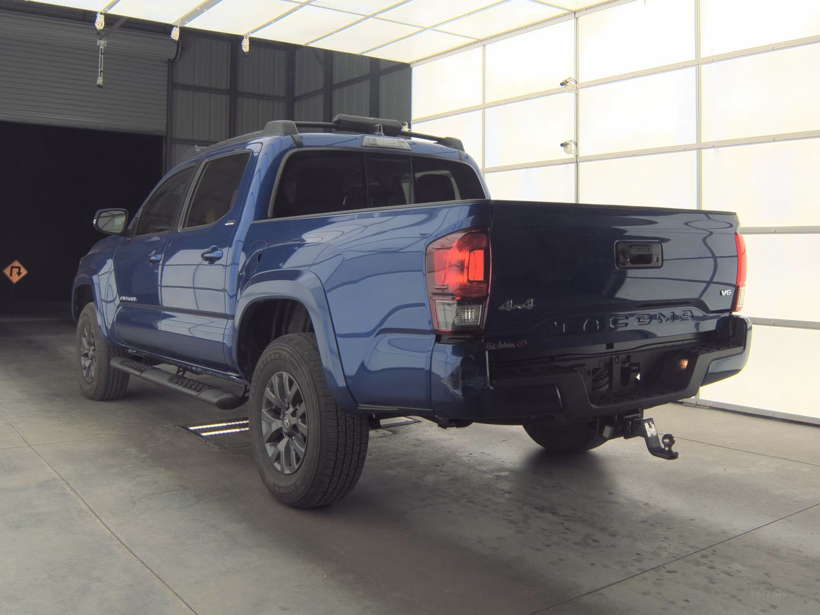 2023 Toyota Tacoma SR5 AWD