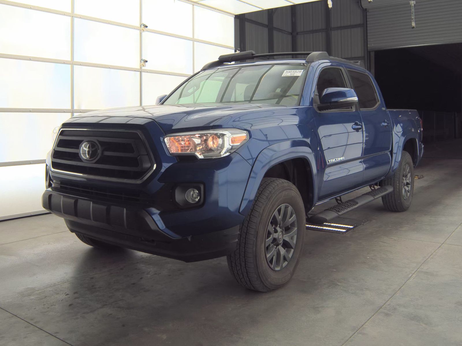 2023 Toyota Tacoma SR5 AWD