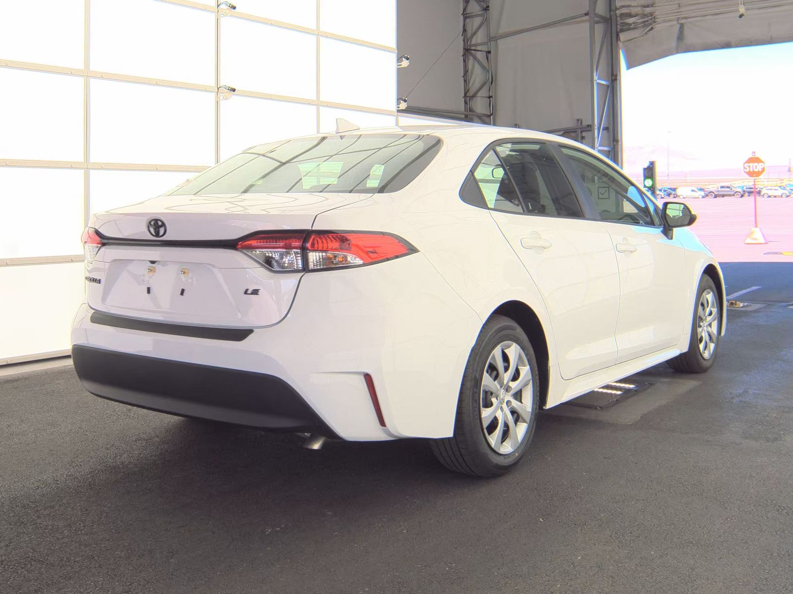 2025 Toyota Corolla LE FWD