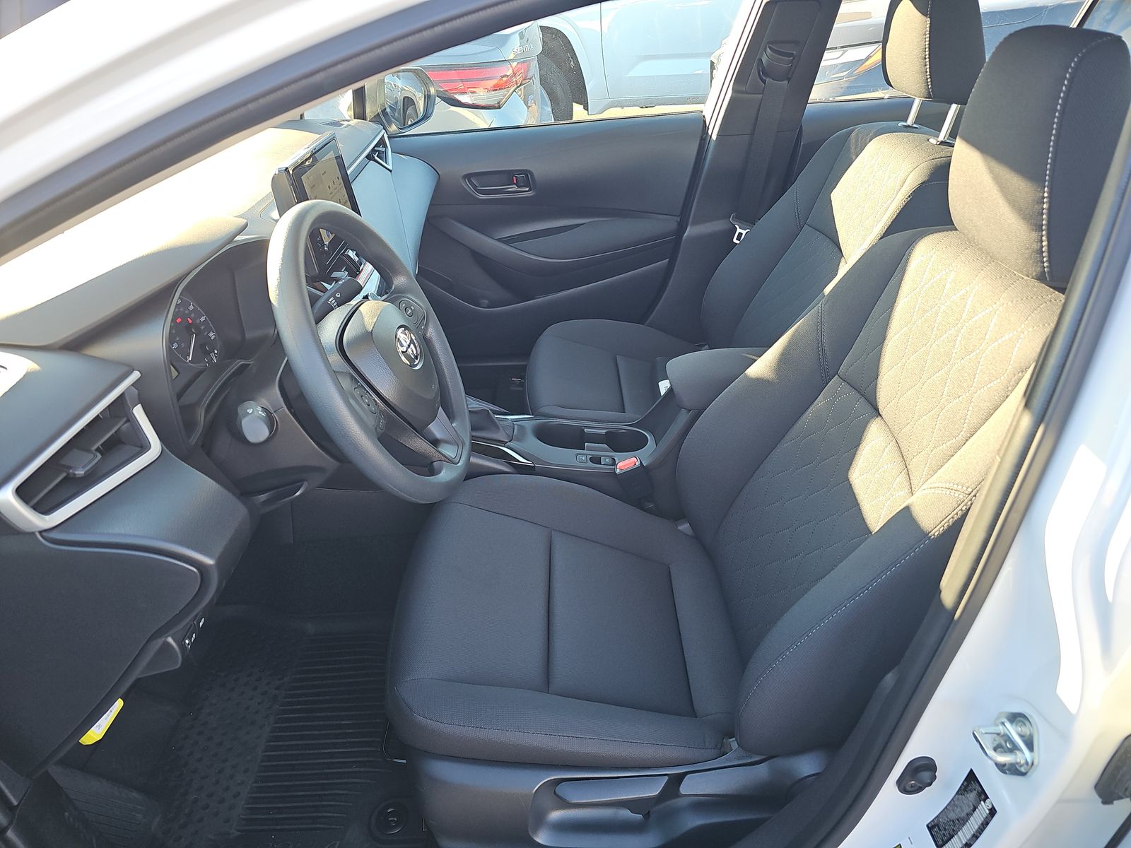 2025 Toyota Corolla LE FWD