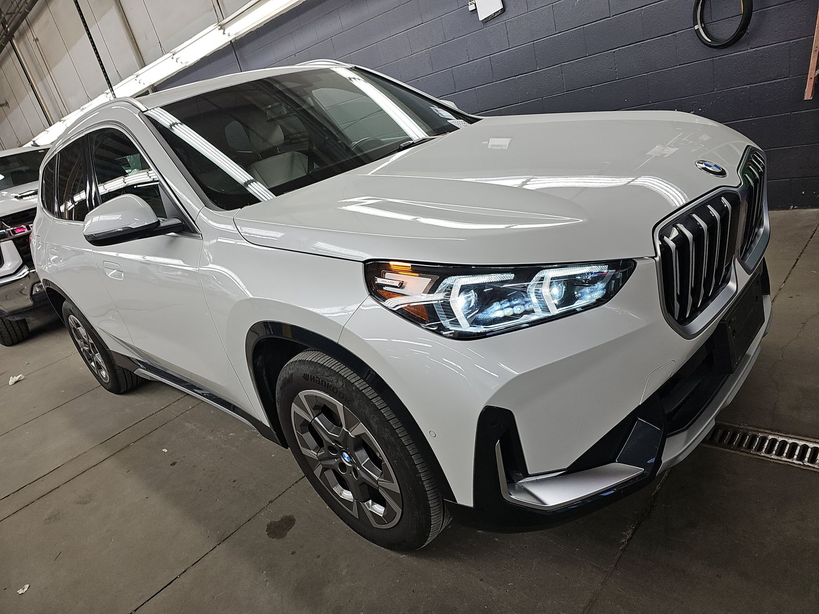 2025 BMW X1 xDrive28i AWD
