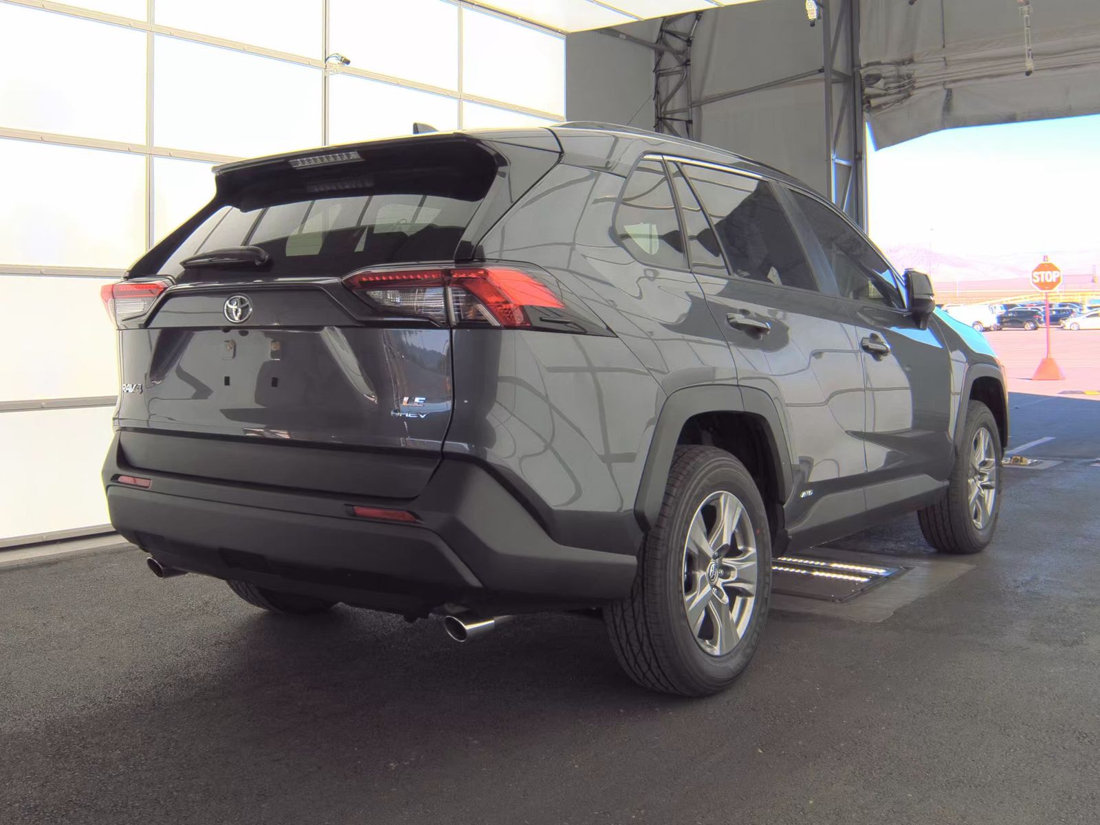 2025 Toyota RAV4 Hybrid LE AWD