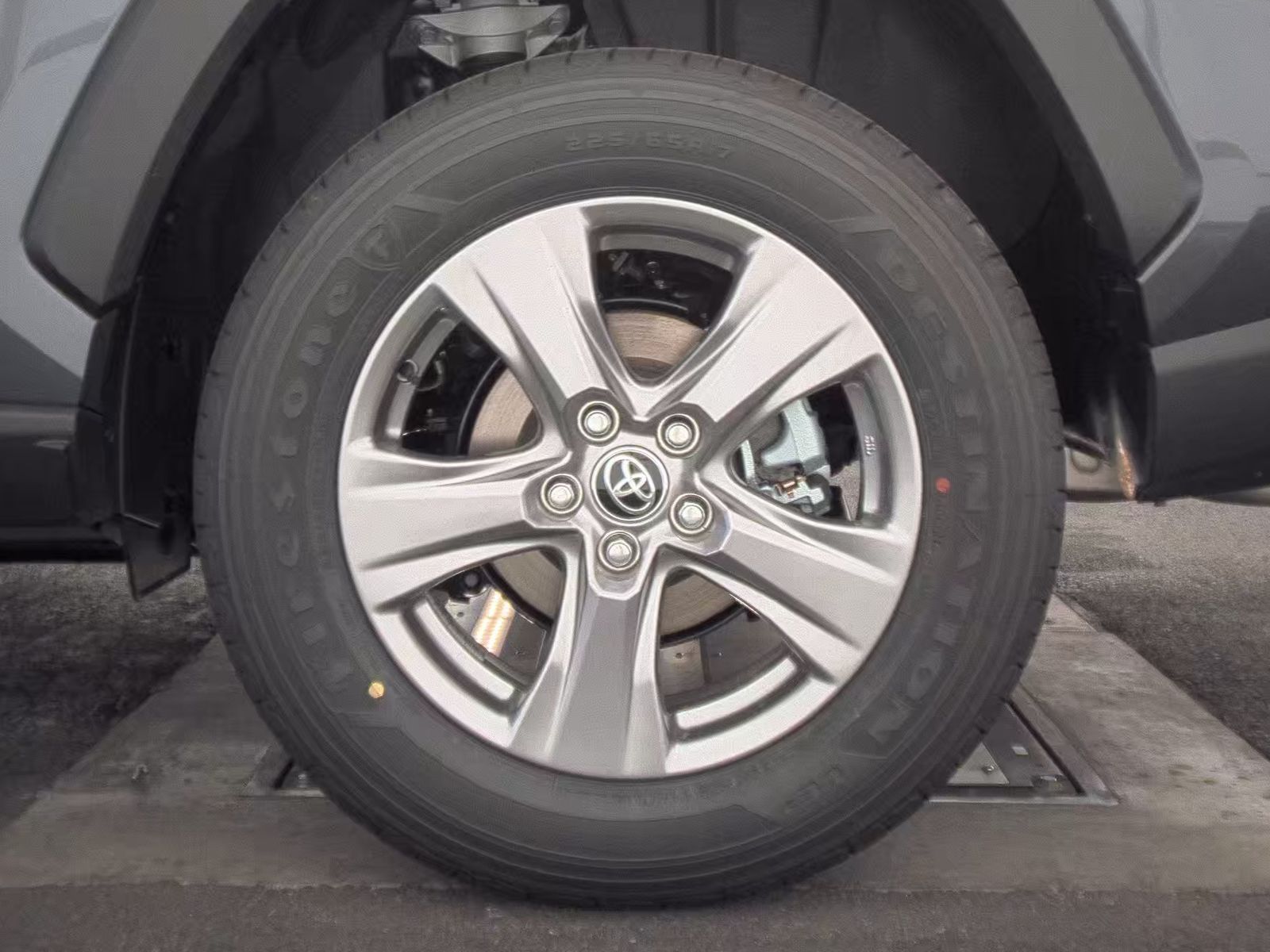 2025 Toyota RAV4 Hybrid LE AWD