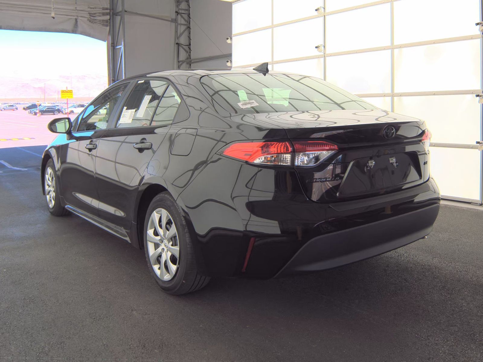 2025 Toyota Corolla LE FWD