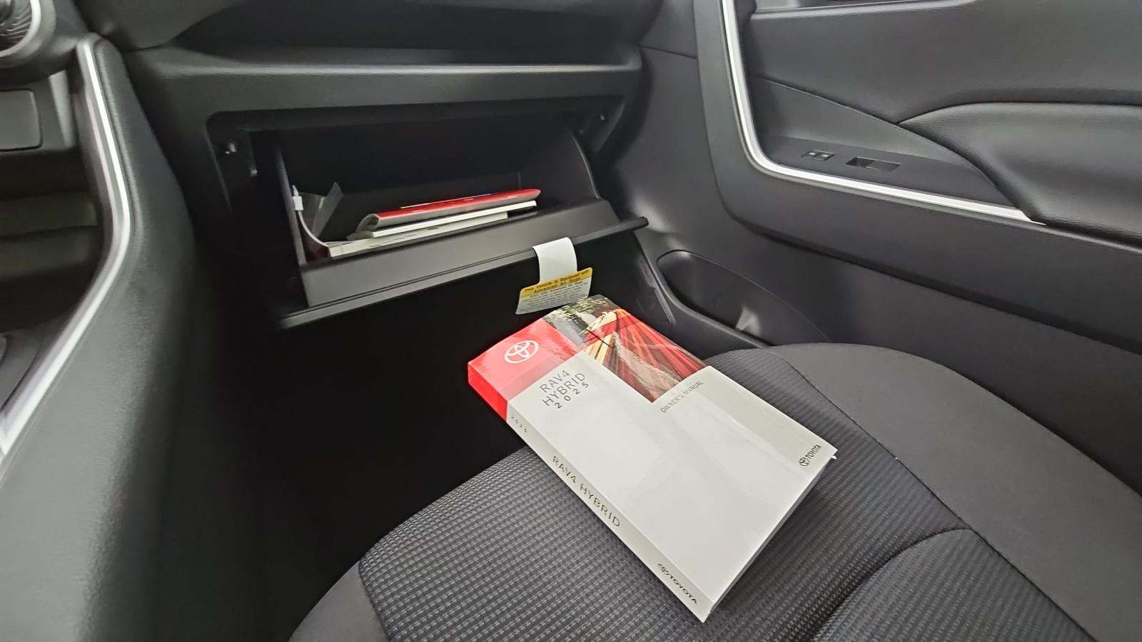 2025 Toyota RAV4 Hybrid LE AWD