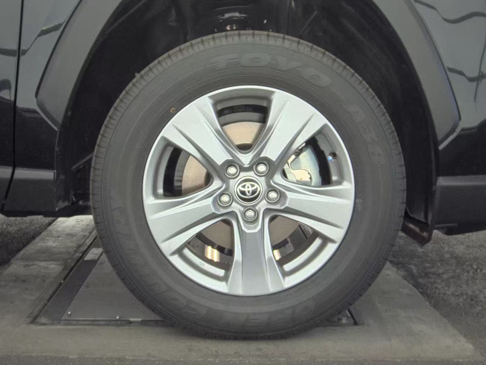 2025 Toyota RAV4 Hybrid LE AWD