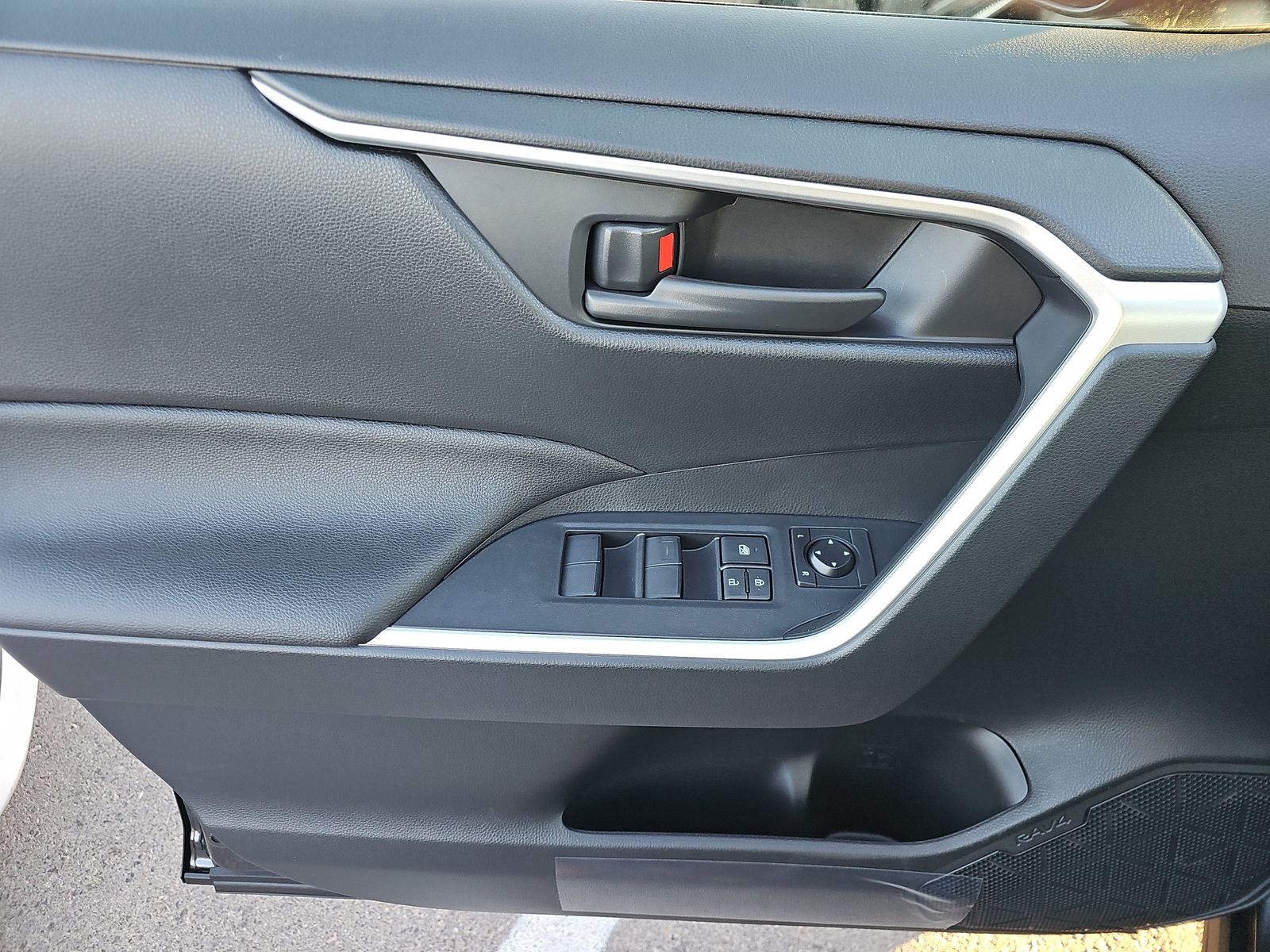 2025 Toyota RAV4 Hybrid LE AWD