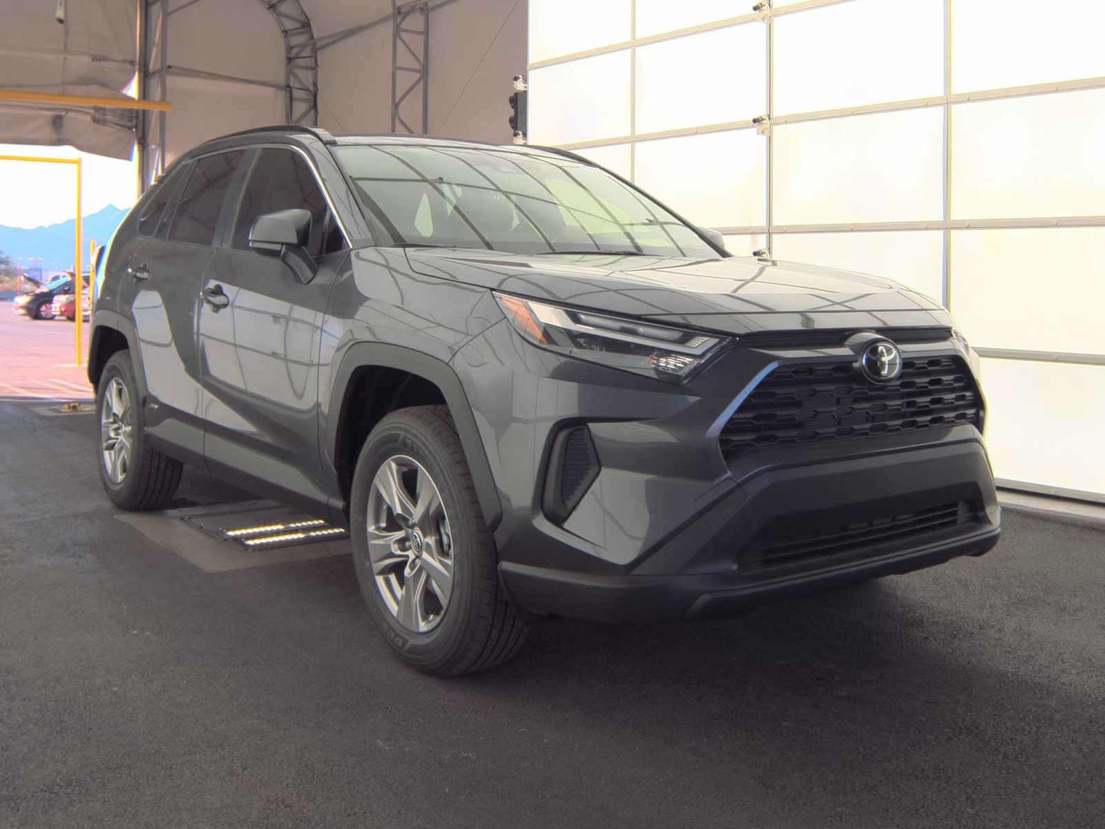 2025 Toyota RAV4 Hybrid LE AWD