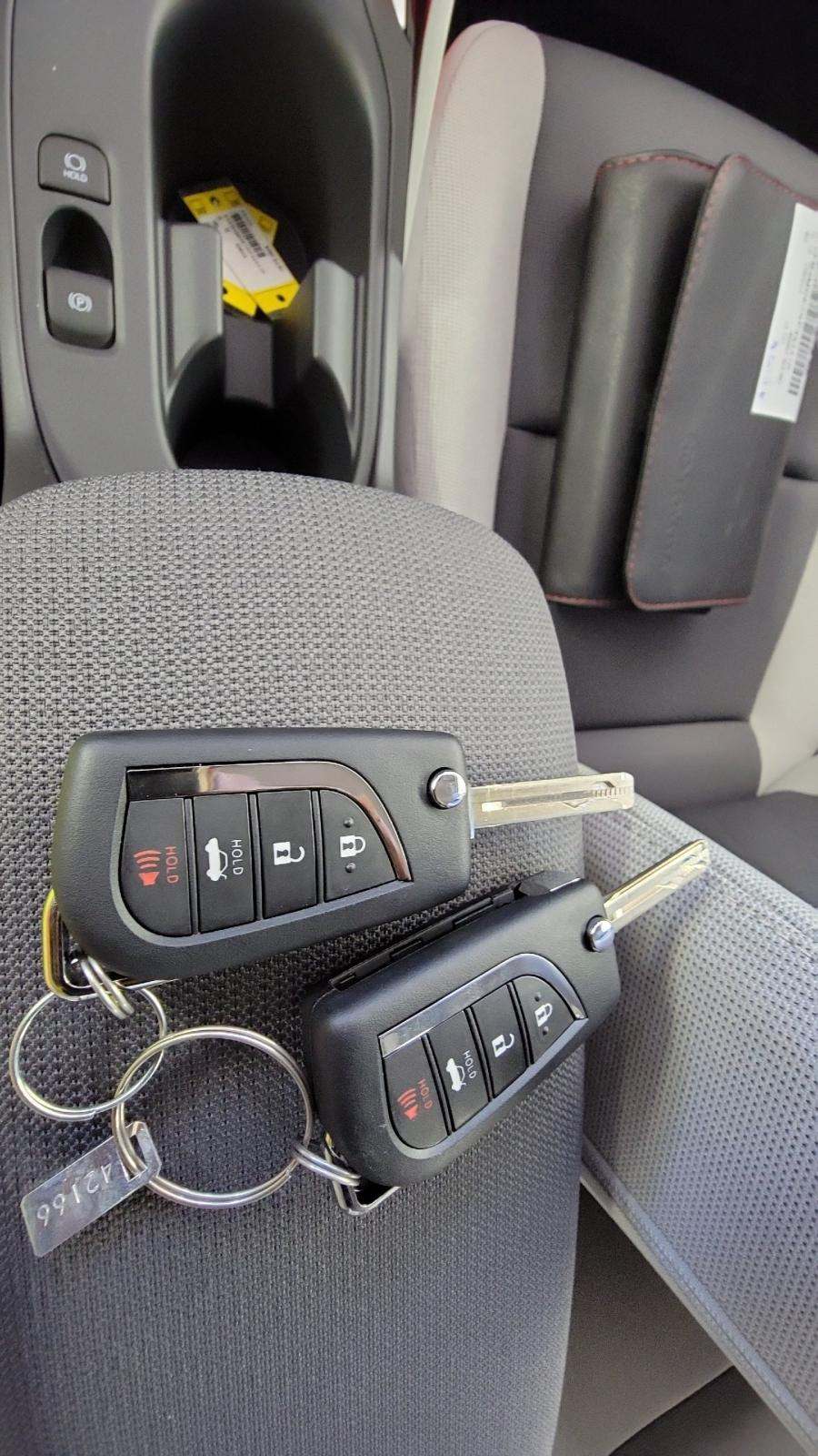 2025 Toyota Corolla LE FWD