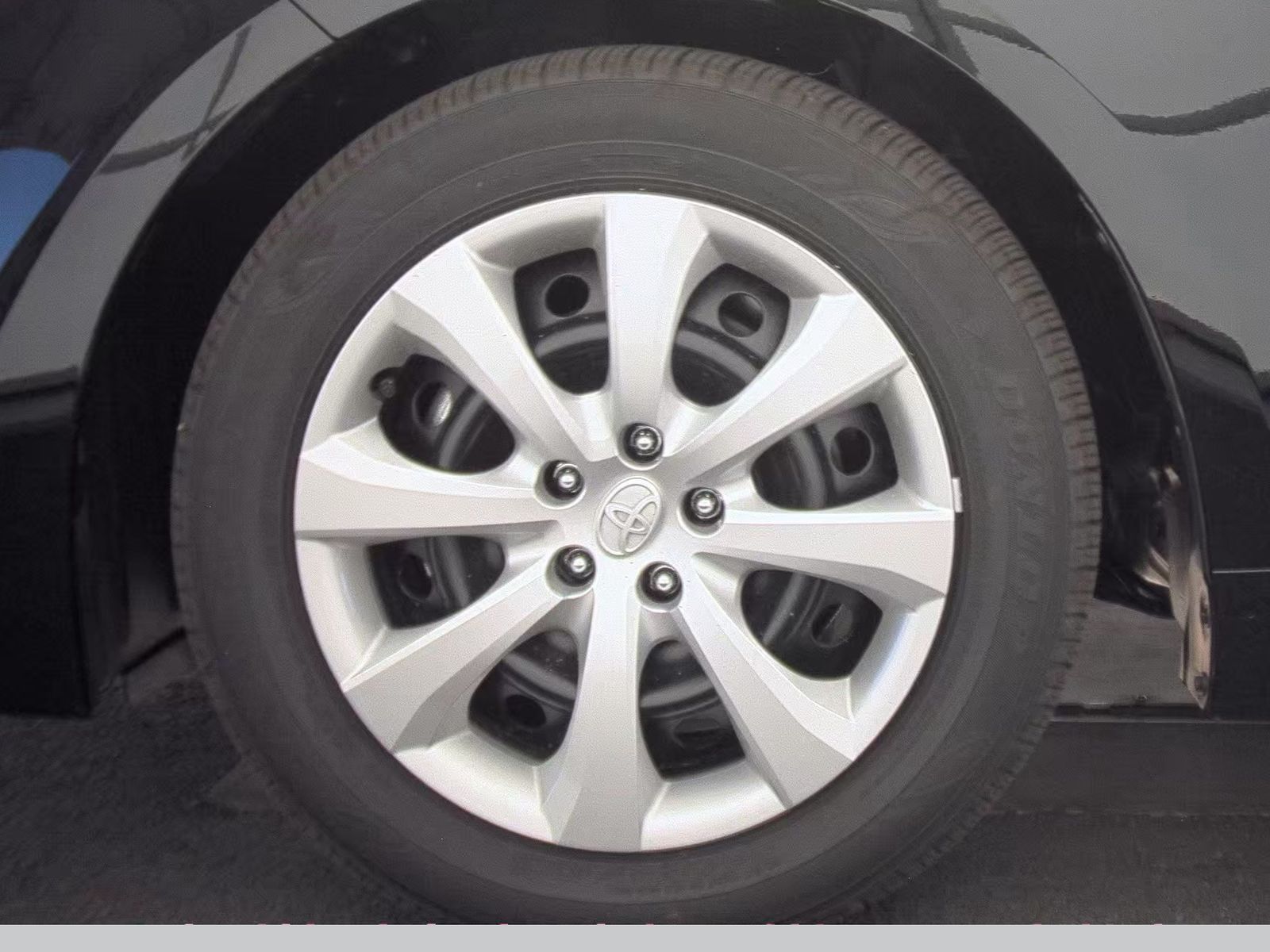 2025 Toyota Corolla LE FWD