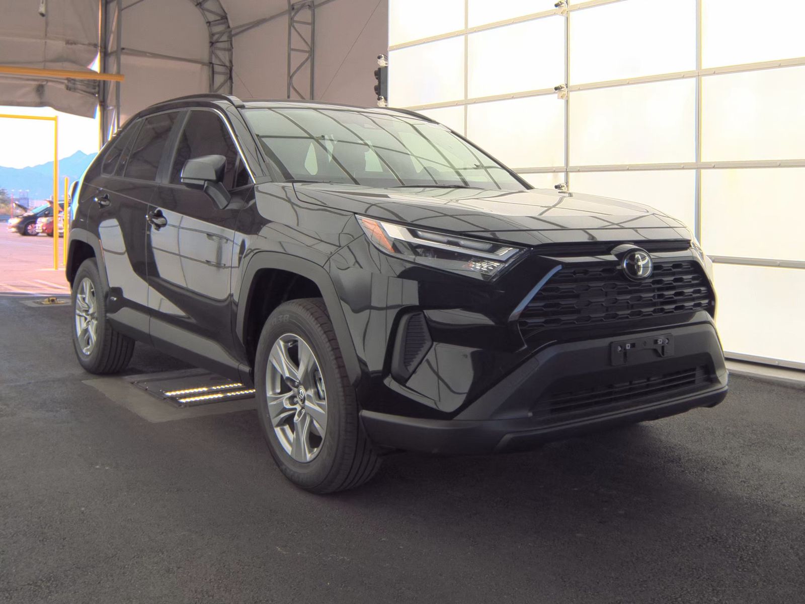 2025 Toyota RAV4 Hybrid LE AWD